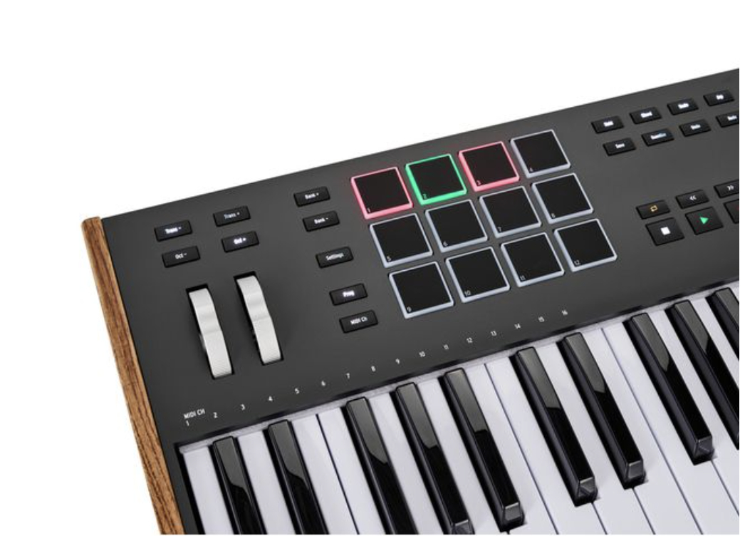 arturia-keylab-61-mk3-black_66f6dc6852b0f.jpg