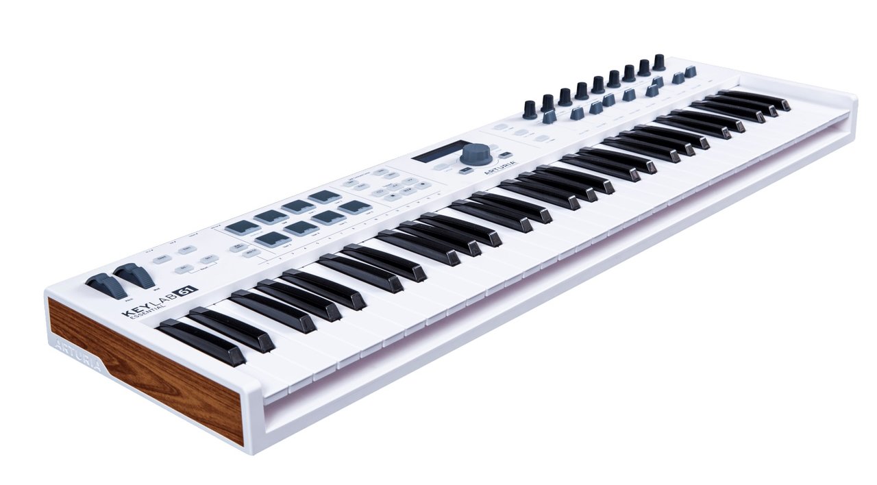 arturia-keylab-essential-61_5dbb002c306fe.jpg