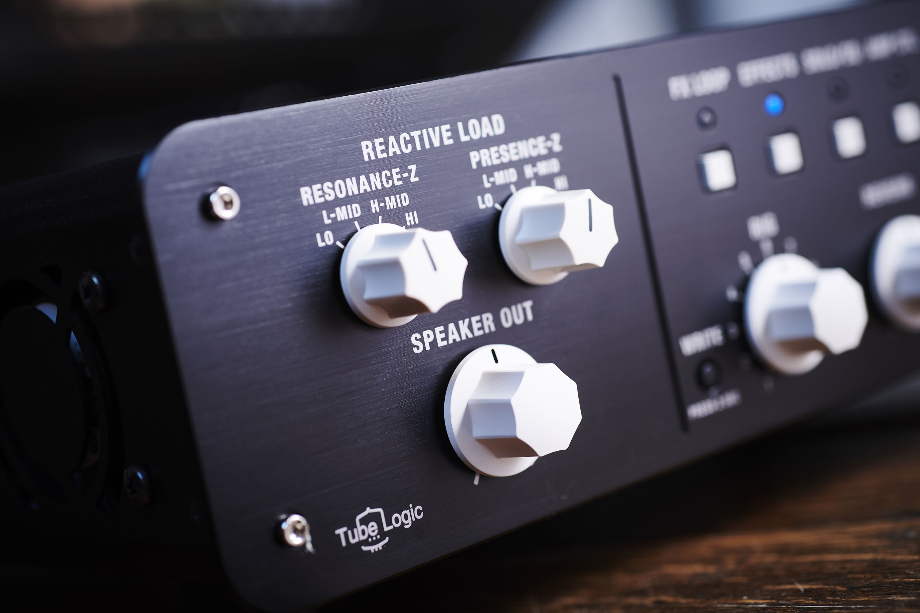 bboss-waza-tube-amp-expander-waza-tae-excelente-solucao-para-amplificadores-a-valvulas-b_67d1e164c894b.jpg