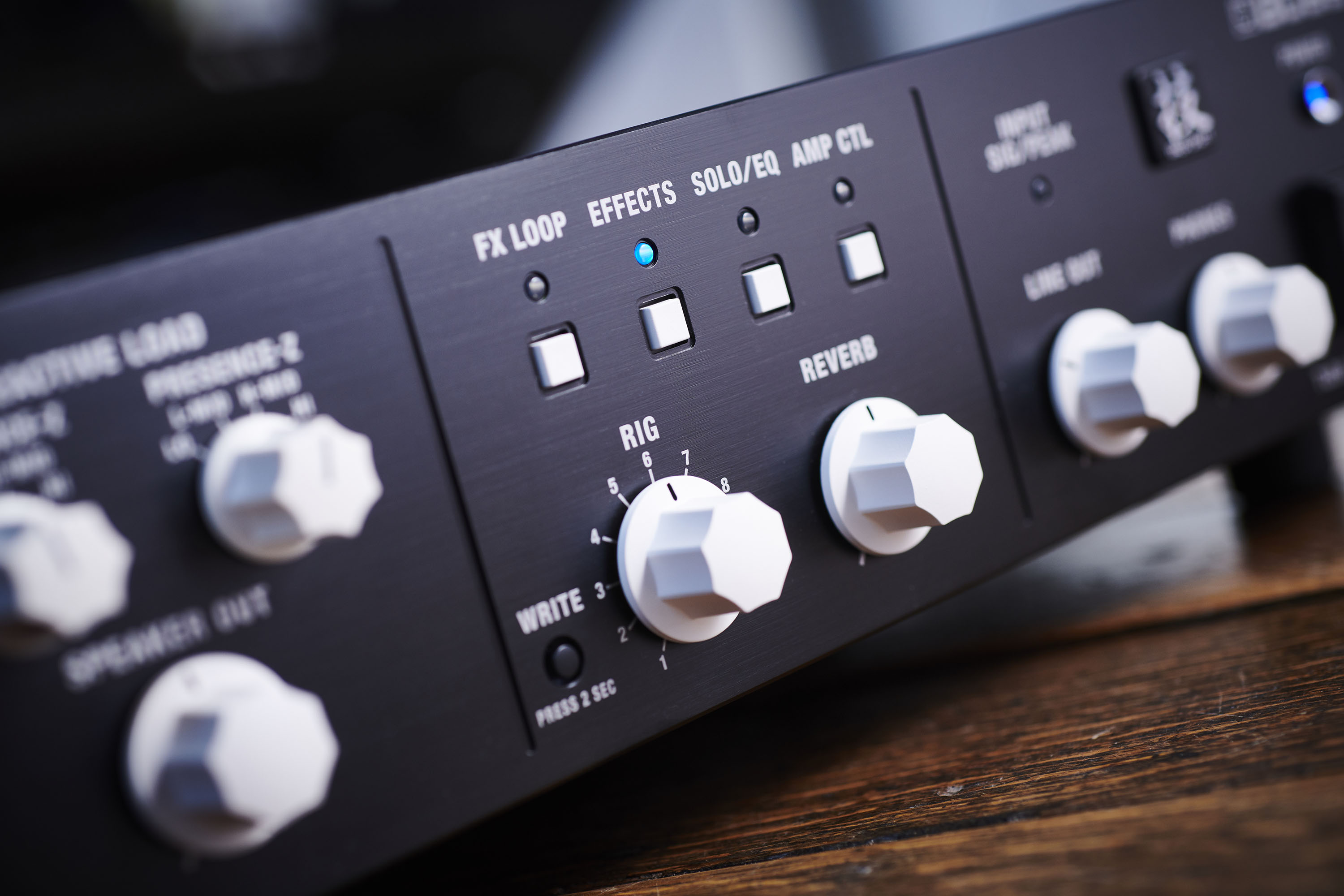 bboss-waza-tube-amp-expander-waza-tae-excelente-solucao-para-amplificadores-a-valvulas-b_67d1e16827681.jpg