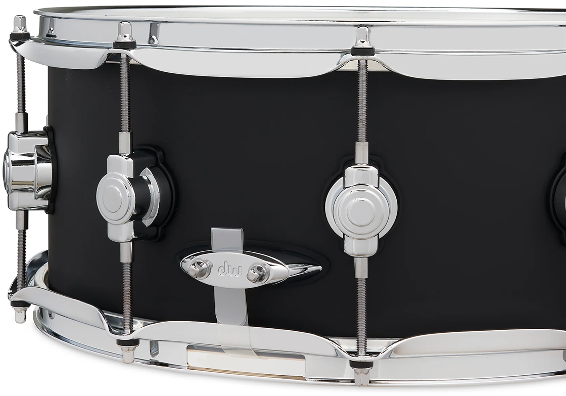 bdw-drums-design-satin-black-maple-snare-drum-6x14-ddlm0614ssbl-b_684c331fd7e6d.png