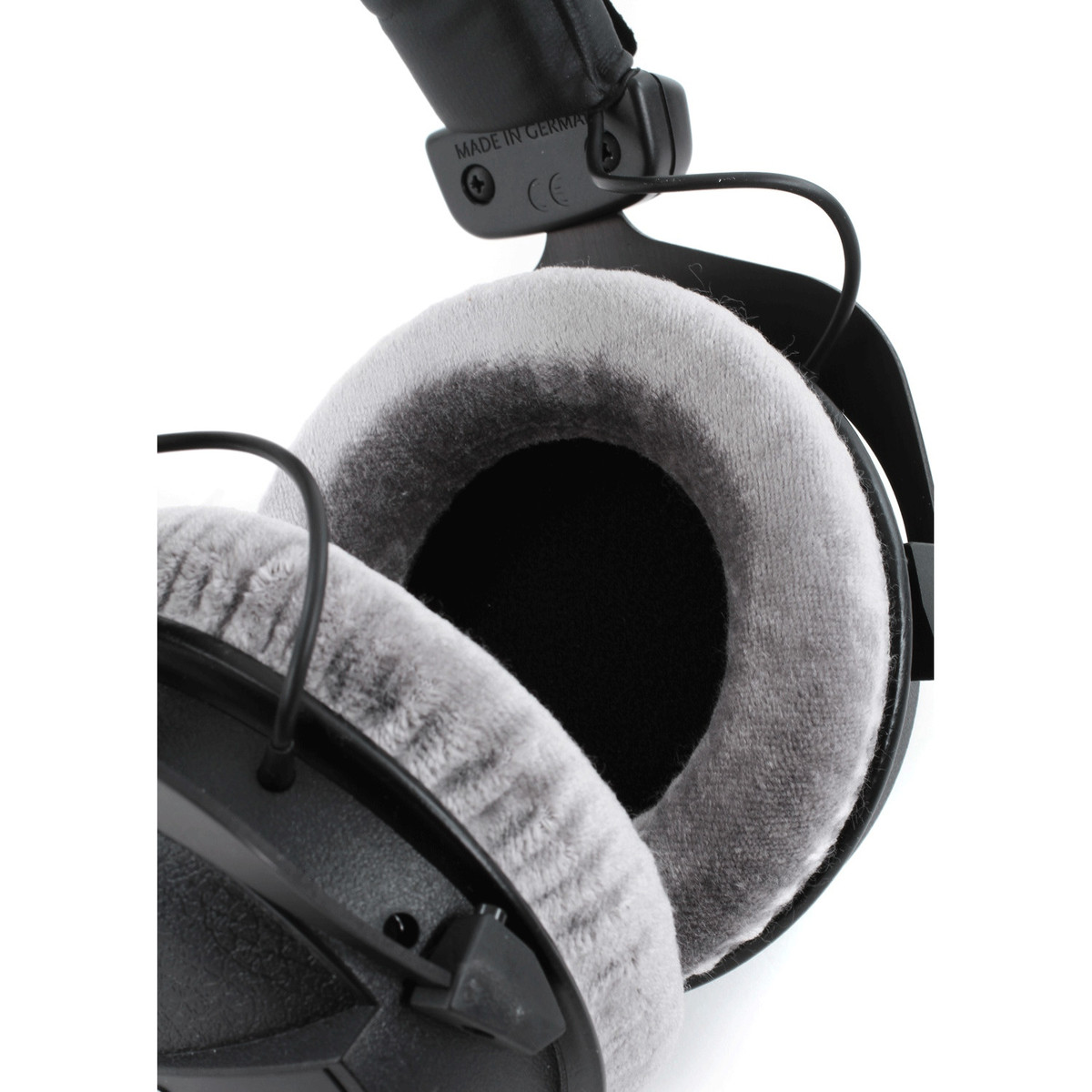 beyerdynamic-dt-770-pro-80_62ac47c9e0655.jpg