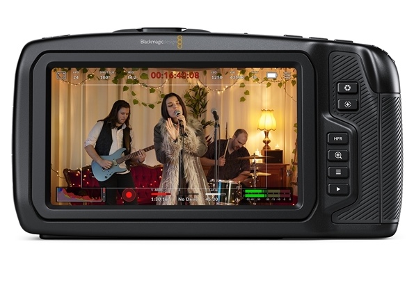 blackmagic-design-pocket-cinema-camera-4k_6915ac934227c.jpg