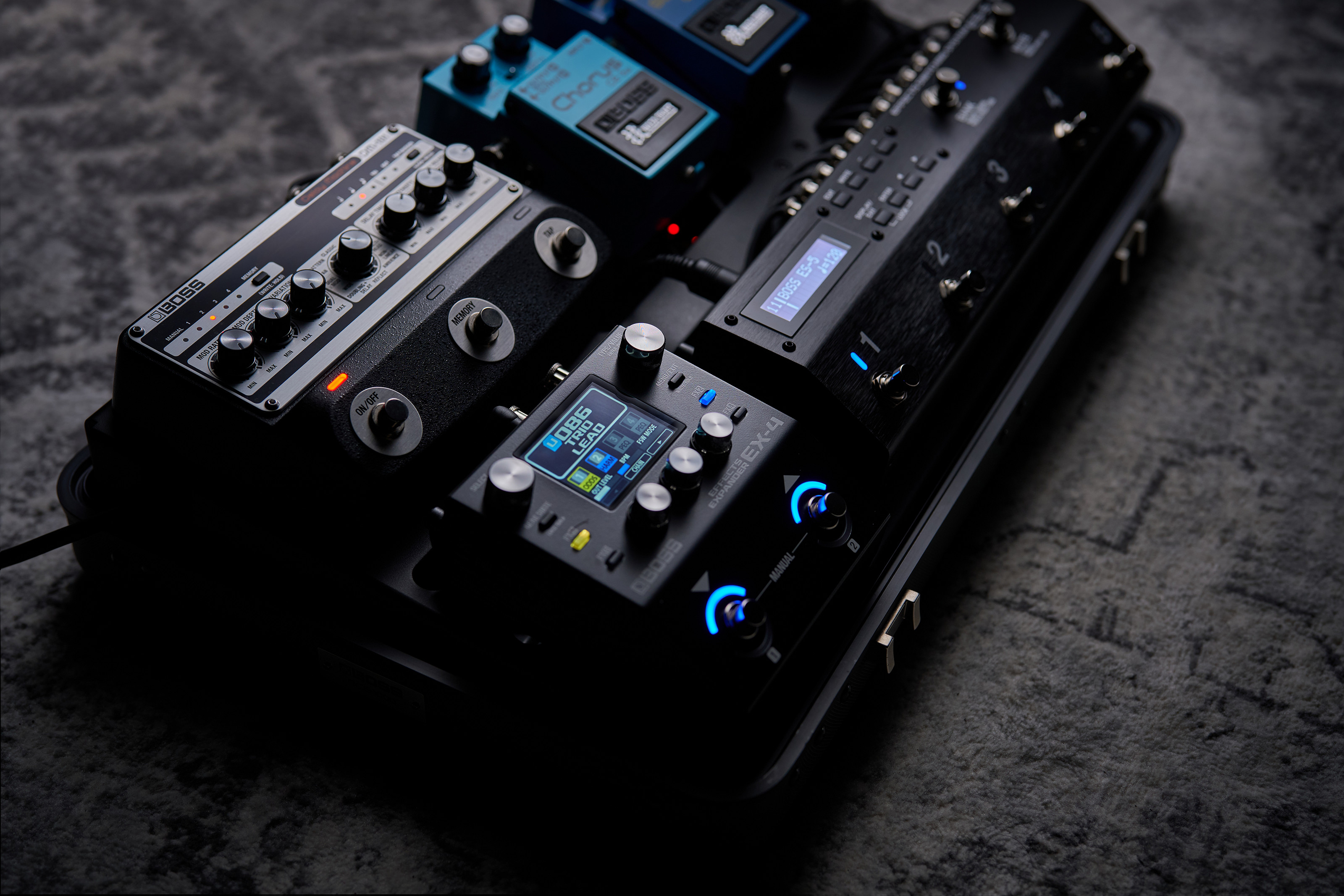 boss-ex-4-effects-expander_6ab4d9ef7cd2f.jpeg