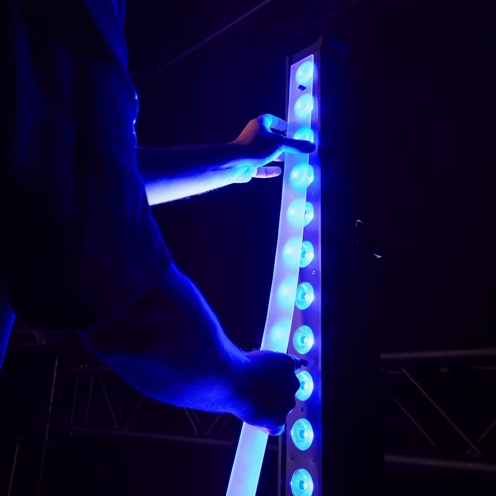 cameo-rootr-bar-6_68273f3c5c552.jpg