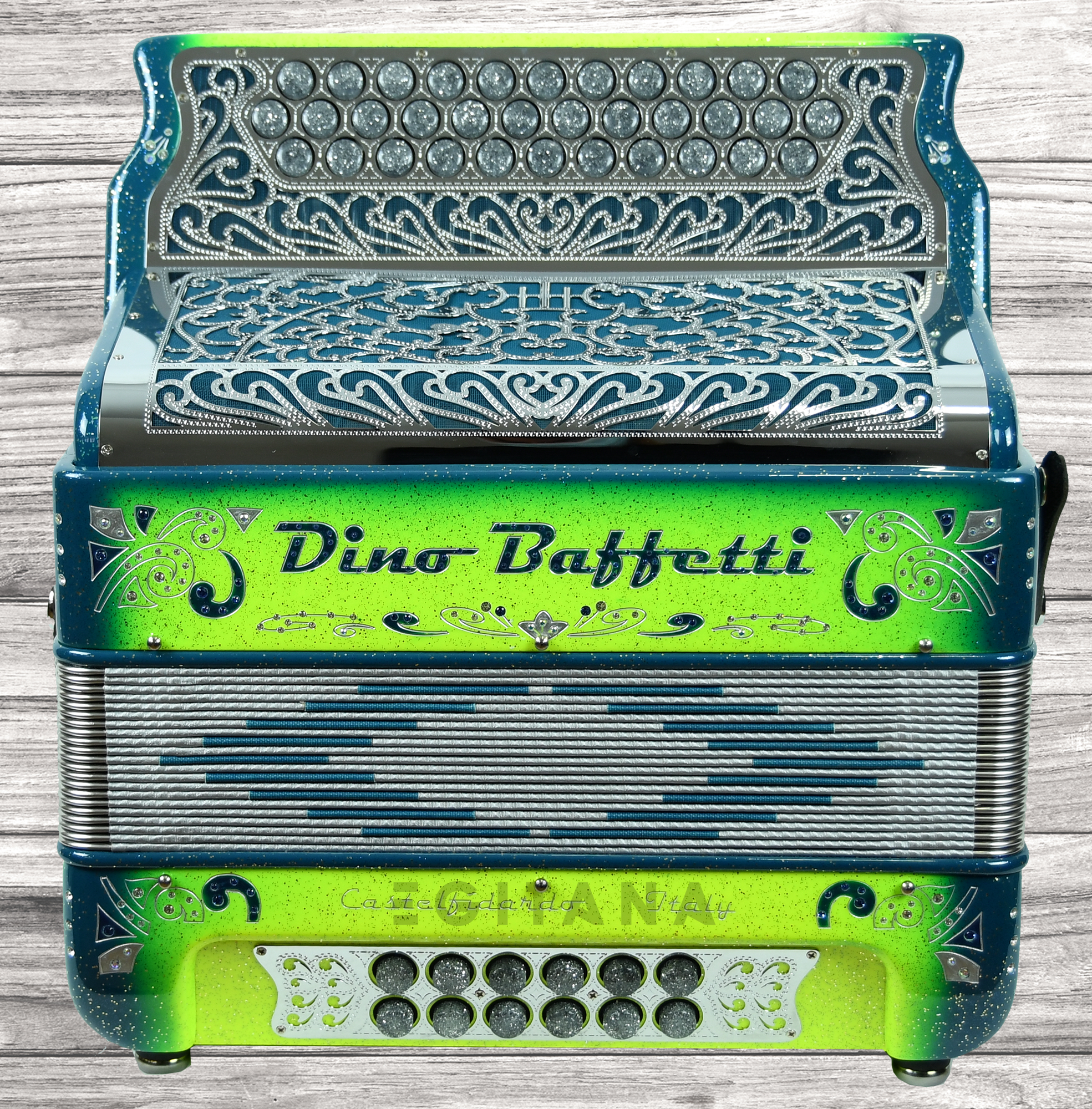 dino-baffetti-supertuga-amarela-azul_61164c42c5f1b.png