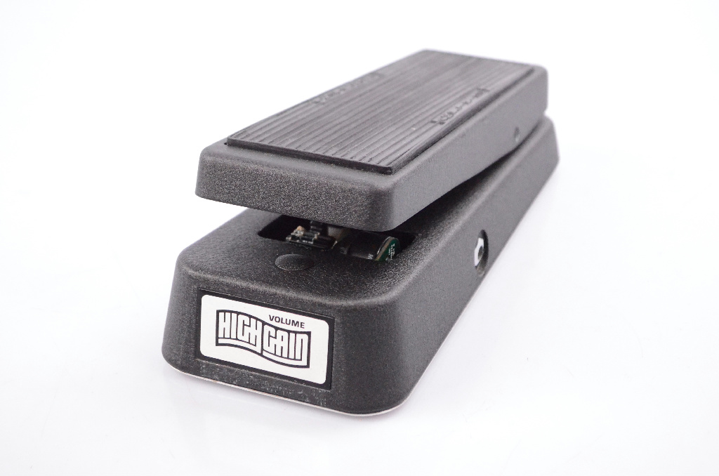 dunlop-gcb-80-high-gain-volume-pedal_5b3b84a3dee34.jpg