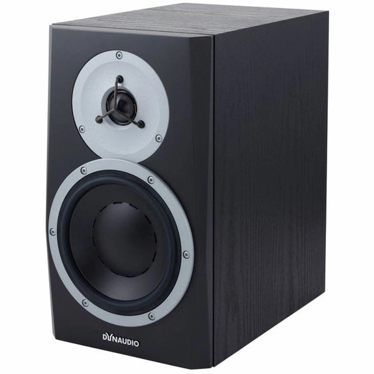 dynaudio-bm5-mkiii_6a3001fddb584.jpg