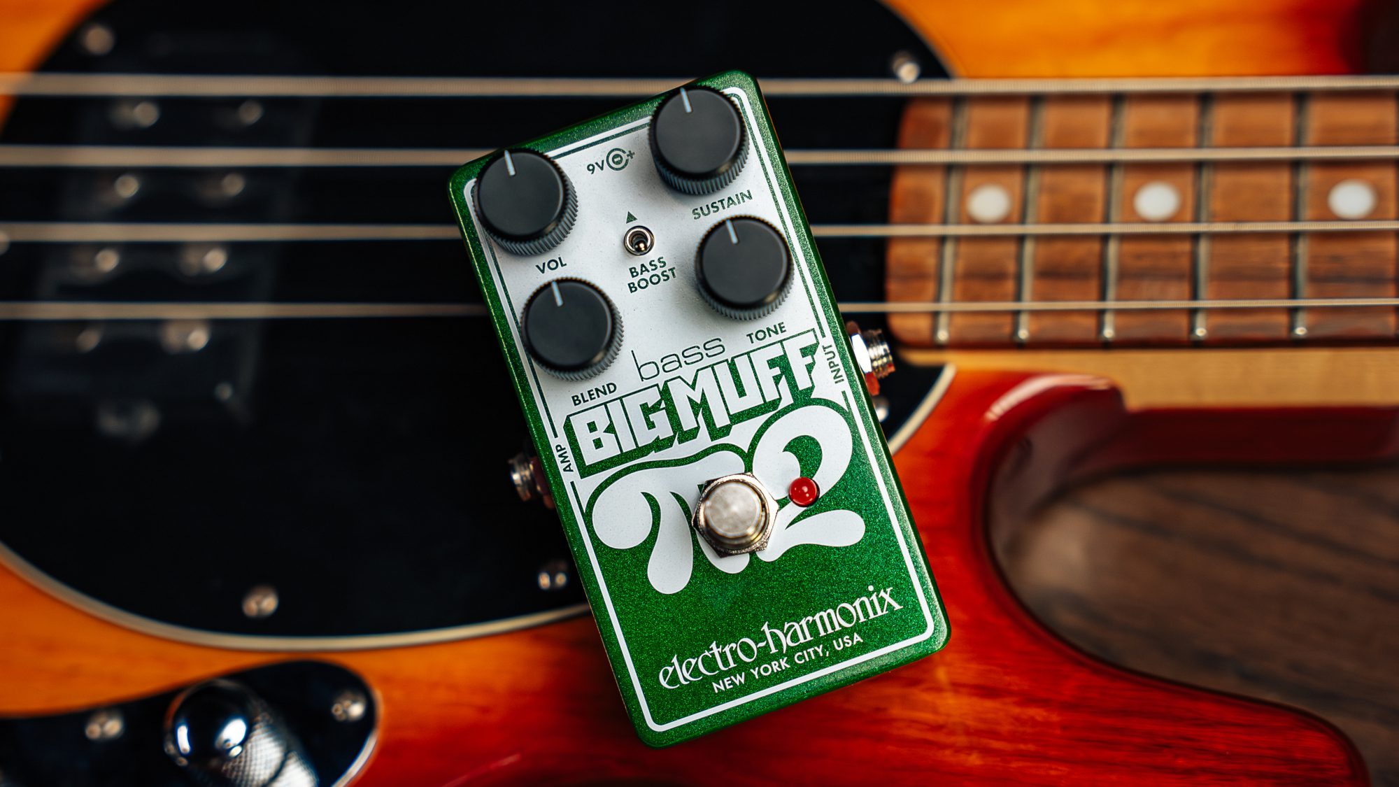 electro-harmonix-nano-bass-big-muff-pi-2_69aa9d5fac2d3.jpg