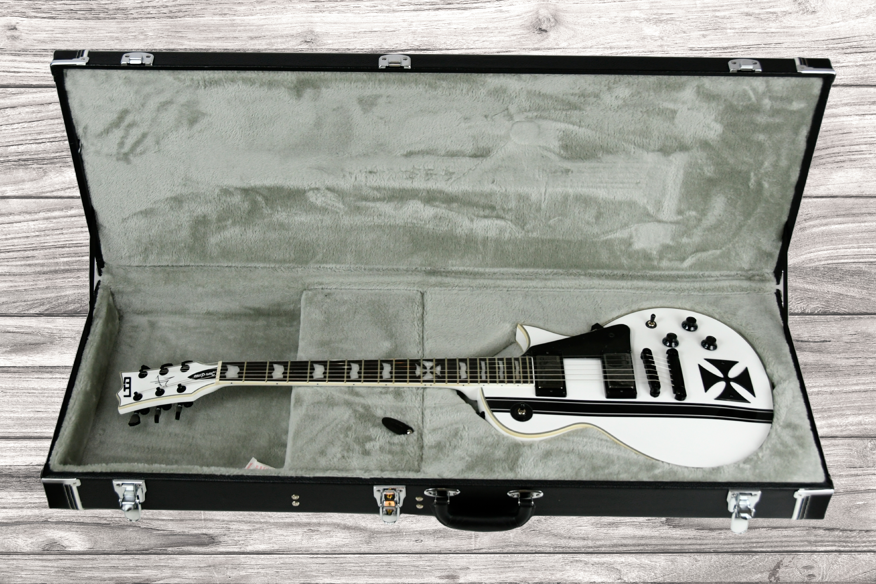 esp-ltd-iron-cross-sw_68b1aba6442ec.jpg
