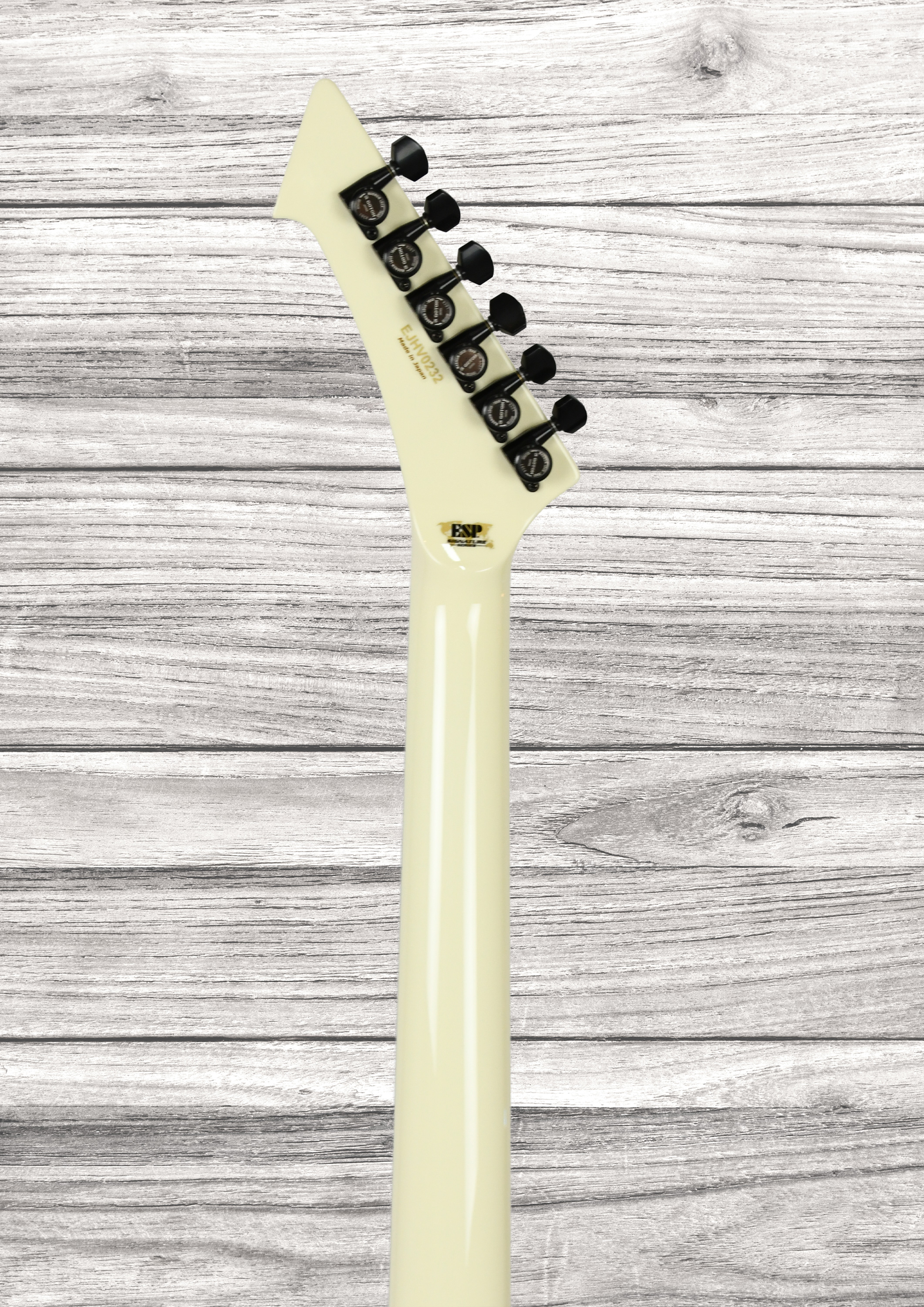 esp-ltd-james-hetfield-signature-vulture-olympic-white_6a6cb2857c8b8.jpg