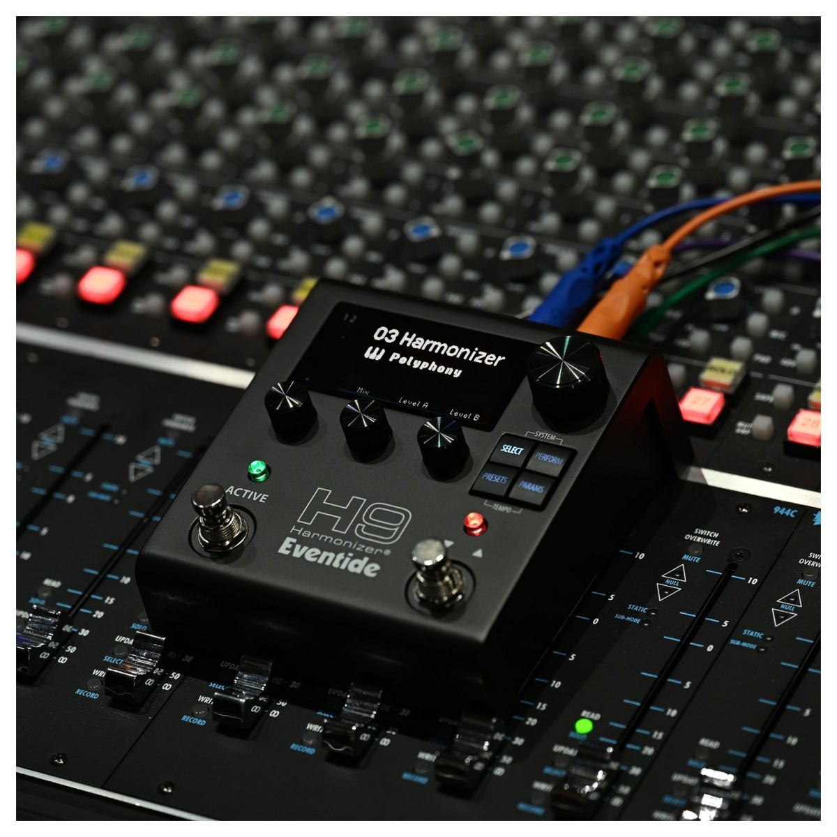 eventide-h9-harmonizer-gen-2_6a3a5f0f1f808.jpg