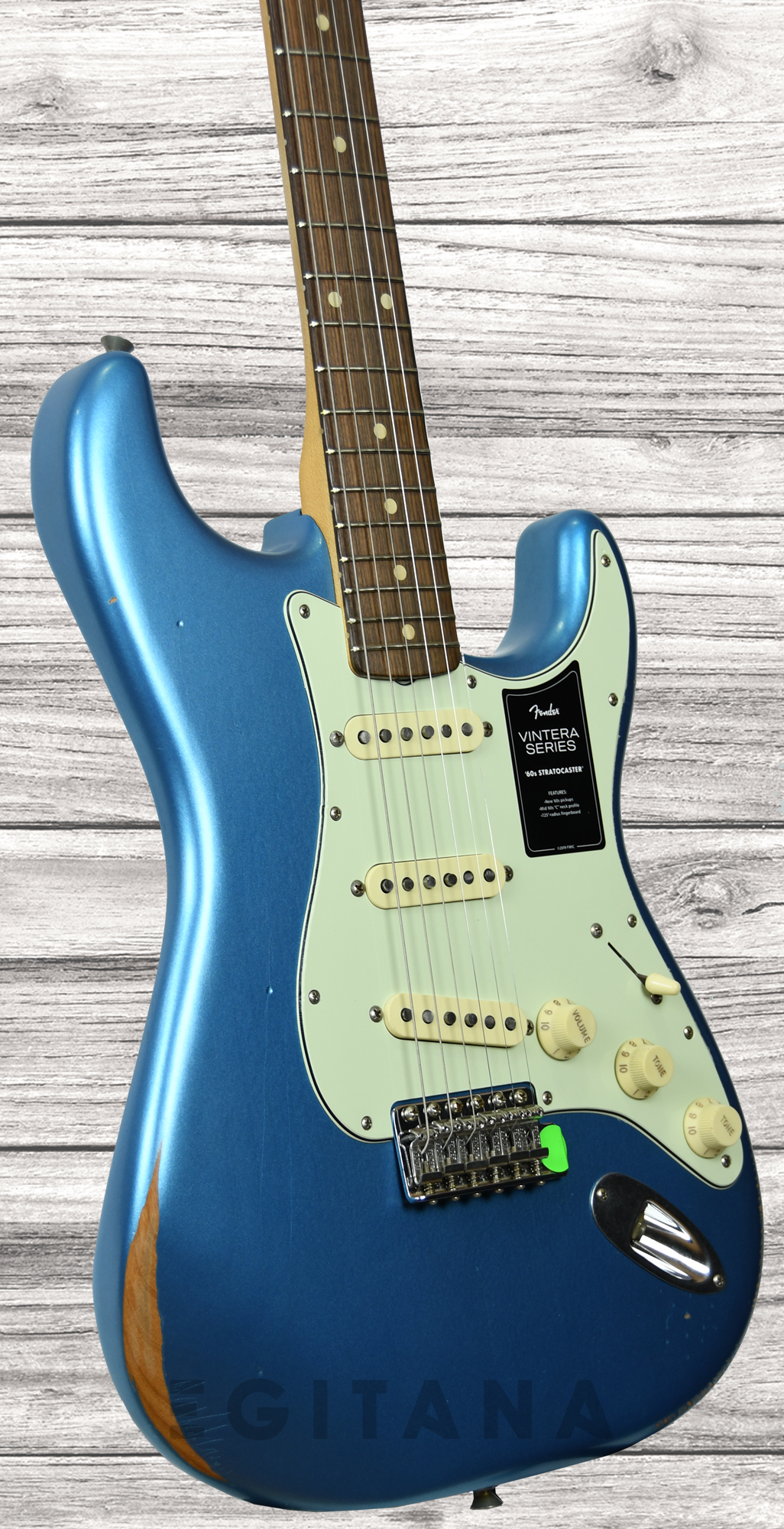 fender-60-strat-road-worn-pf-lpb_611681e494f3a.png