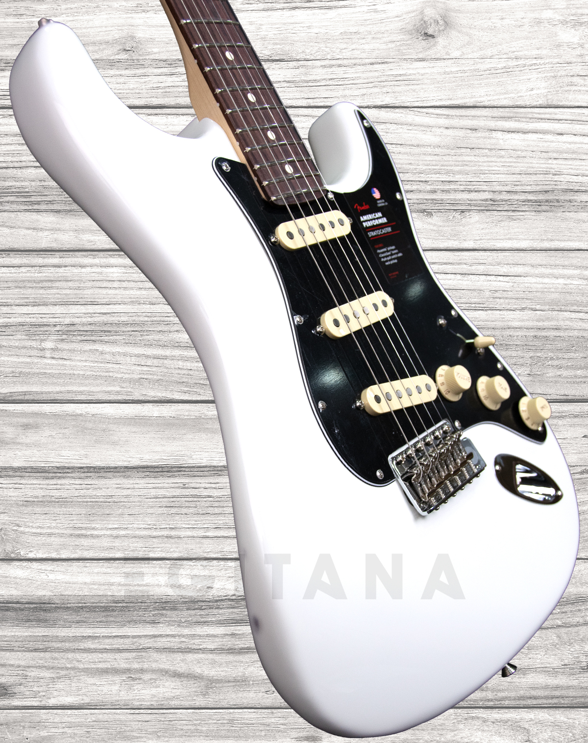 fender-american-perf-strat-rw-aw-_5f64bdaa23f21.jpg