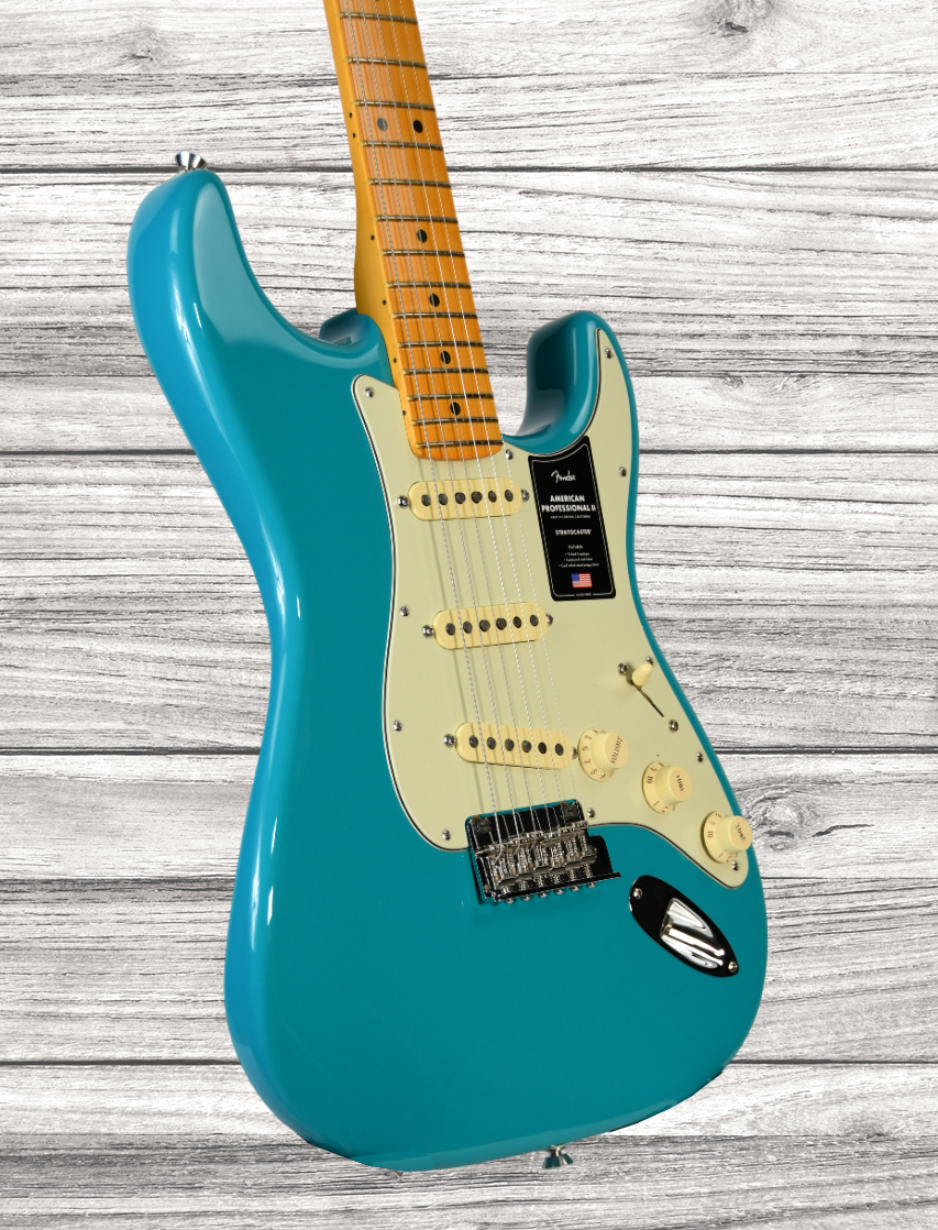 fender-american-pro-ii-strat-mn-mbl_6436d804d1eb8.jpg