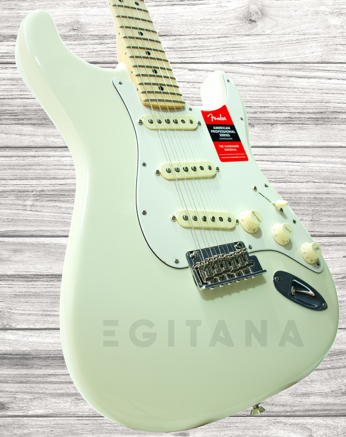 fender-american-pro-stratocaster-mn-olympic-white_5eea17ffb1719.jpg