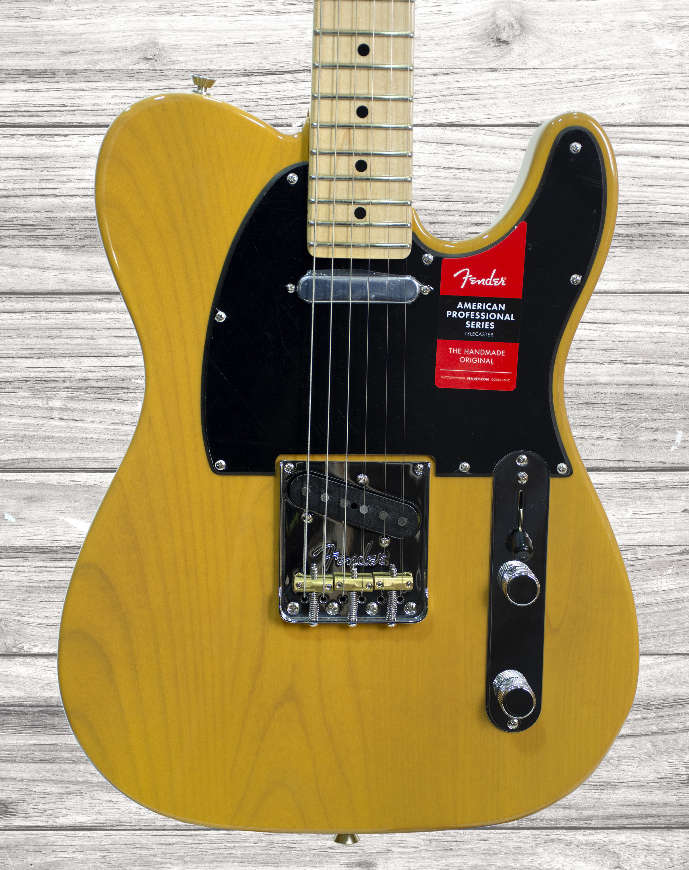 fender-american-pro-telecaster-mn-butterscotch-blonde_5e6bc145ac72d.jpg