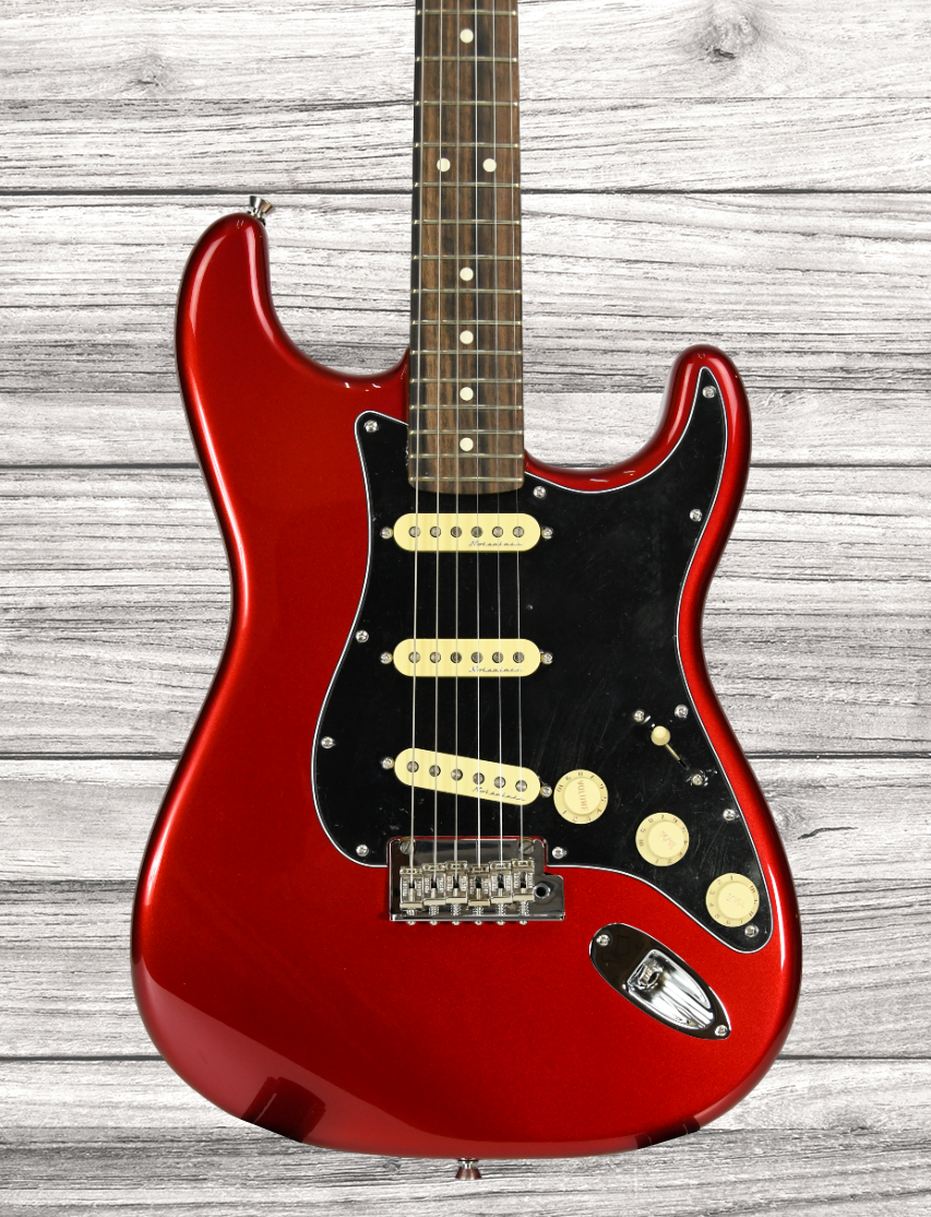 fender-american-professional-ii-candy-apple-red-exclusivo-egitana_66042fd05605e.png