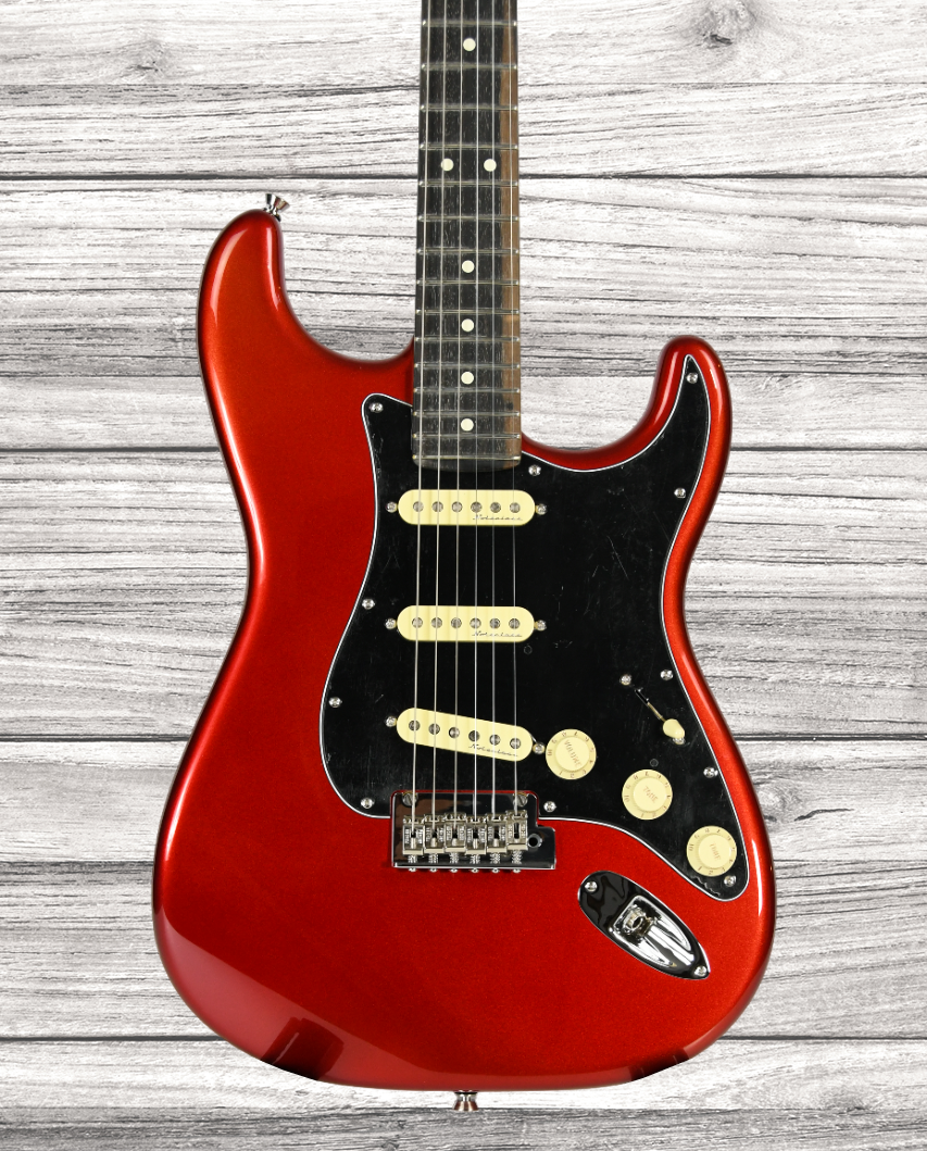 fender-american-professional-ii-candy-apple-red-exclusivo-egitana_66042ff1cdf9f.png