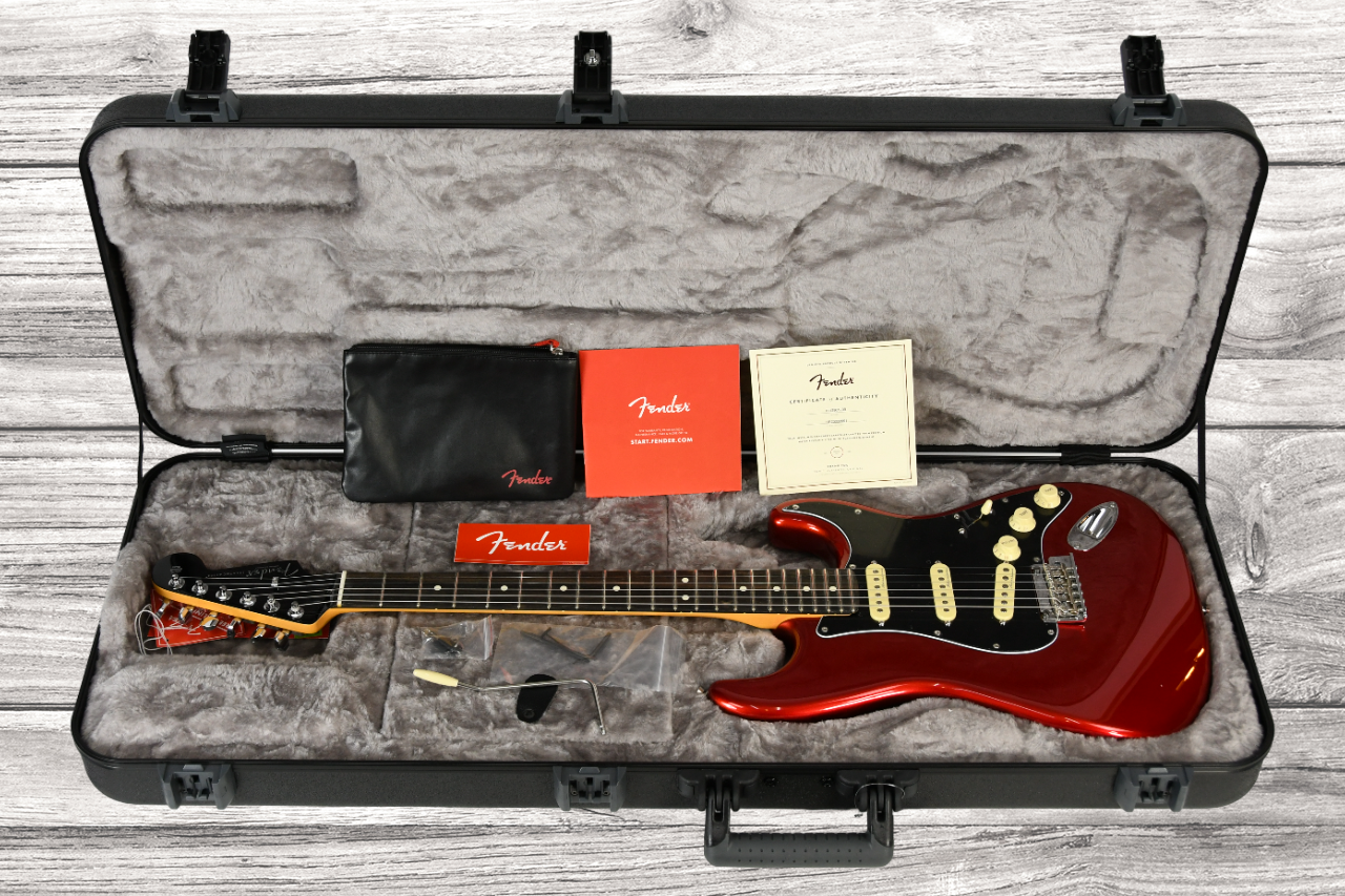 fender-american-professional-ii-candy-apple-red-exclusivo-egitana_66043030b2eeb.png