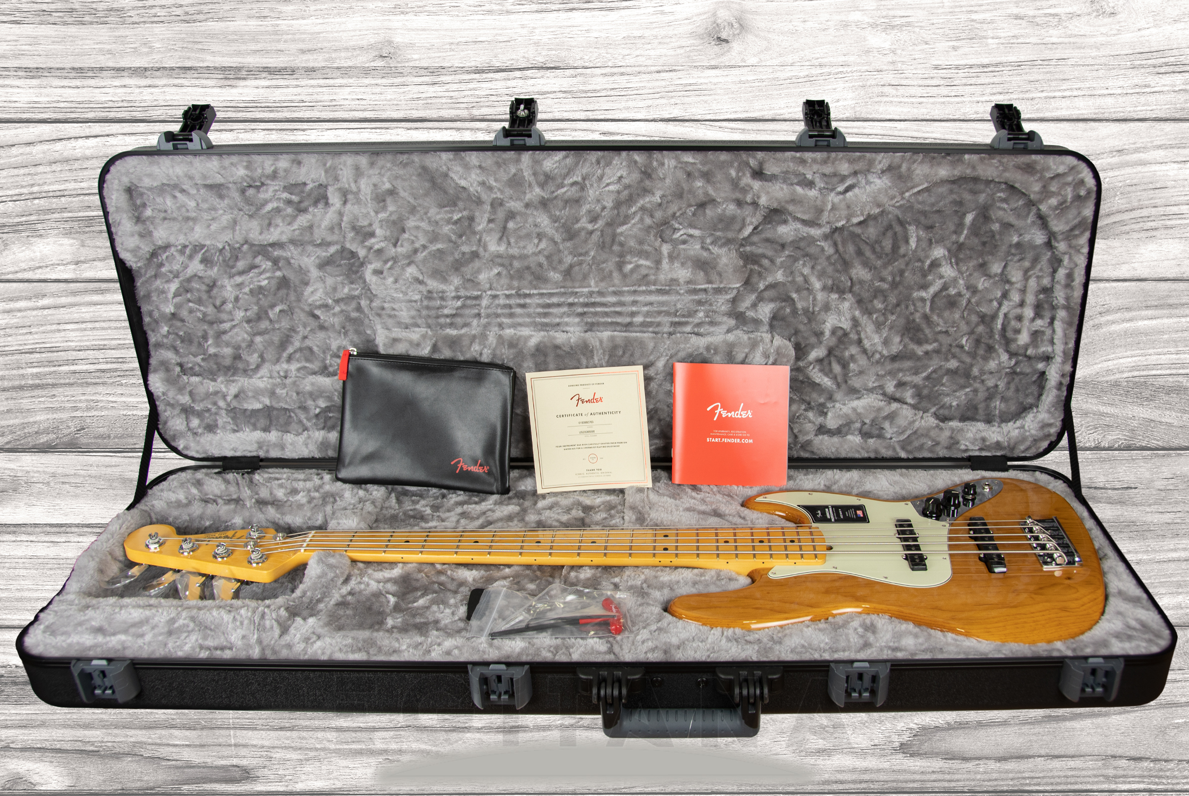 fender-american-professional-ii-jazz-bass-v-rst-pine_609920097ede3.jpg