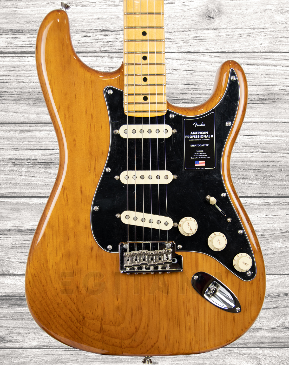 fender-american-professional-ii-stratocaster-mn-roasted-pine_5f8f15d49be0f.jpg