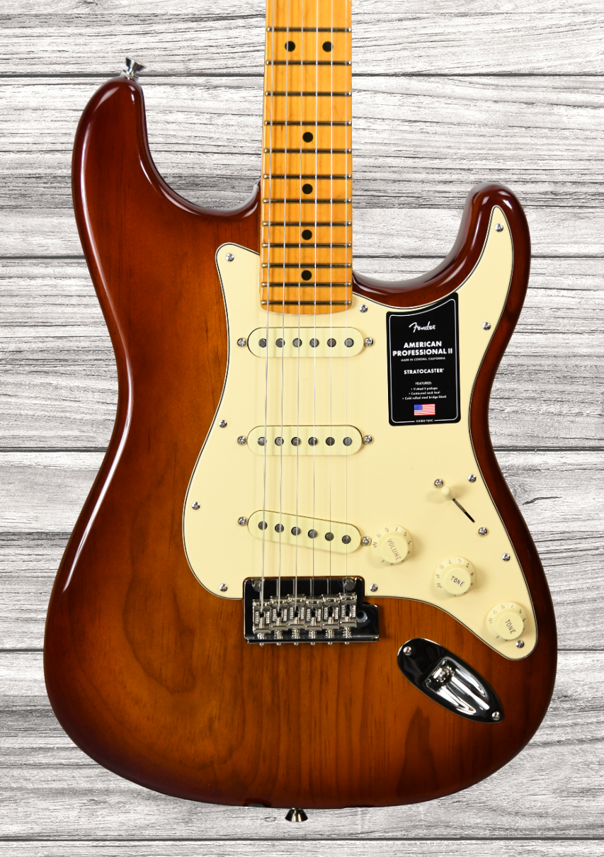 fender-american-professional-ii-stratocaster-mn-sienna-sunburst_640b08db38733.png