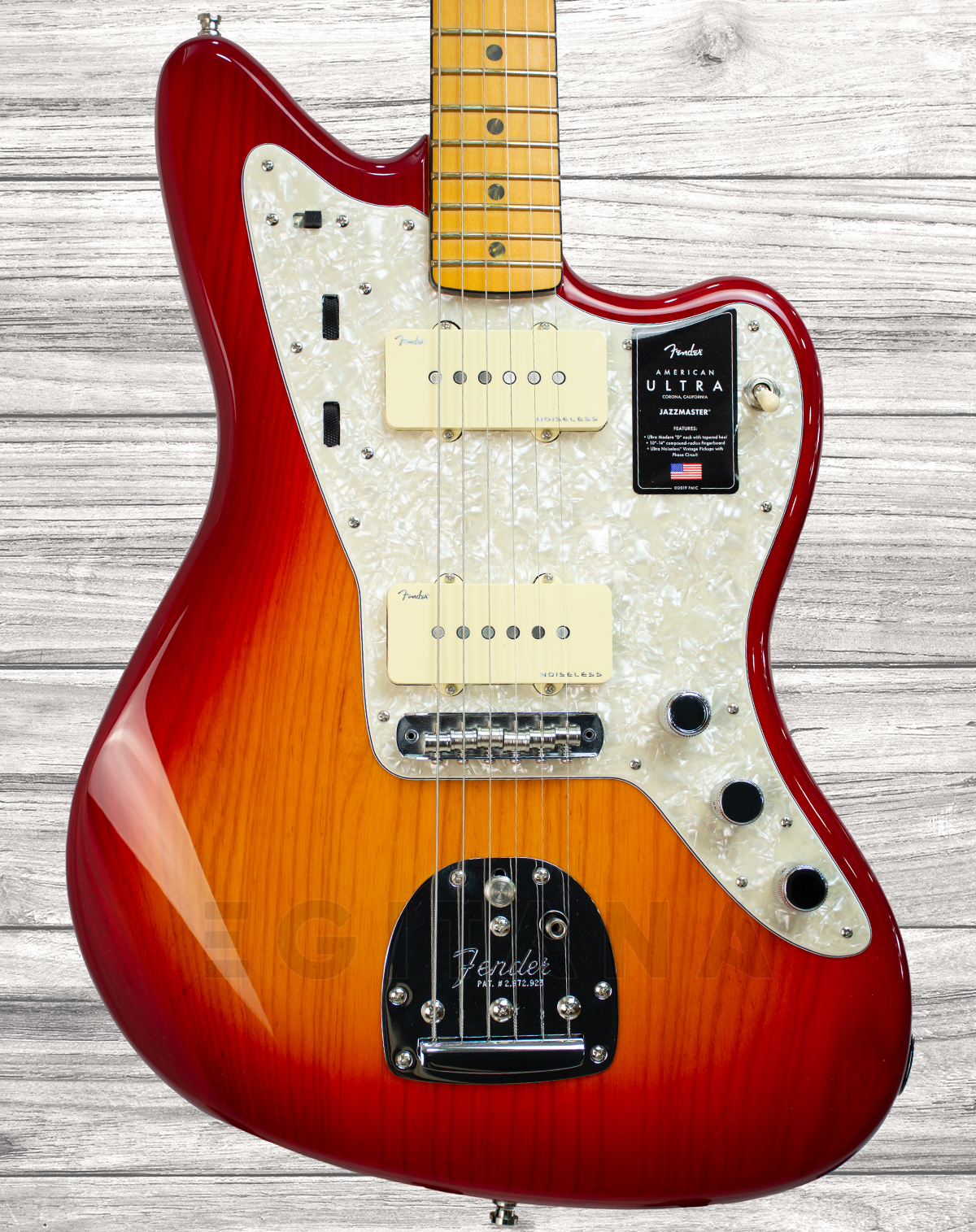 fender-american-ultra-jazzm-mn-prb_5ef235bd13a7b.jpg