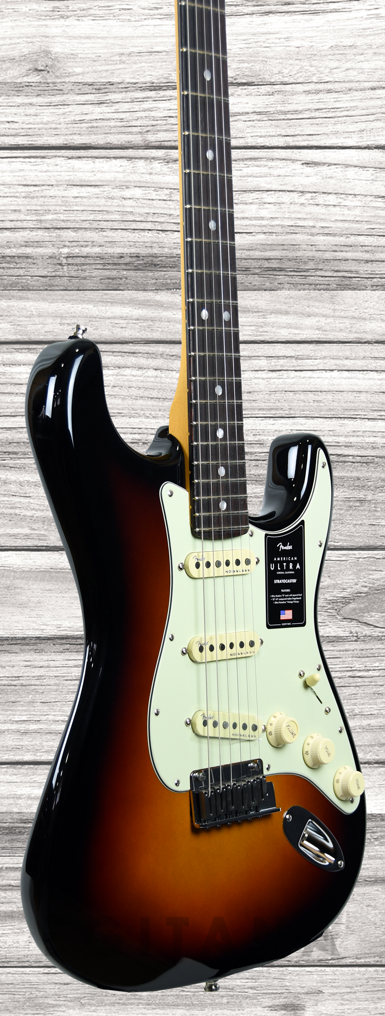 fender-american-ultra-strat-rw-ultraburst_612df286963d2.png