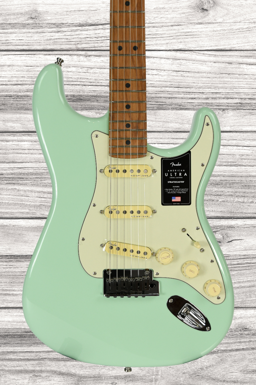 fender-american-ultra-stratocaster-maple-fingerboard-surf-green_66794ac0389d4.jpg