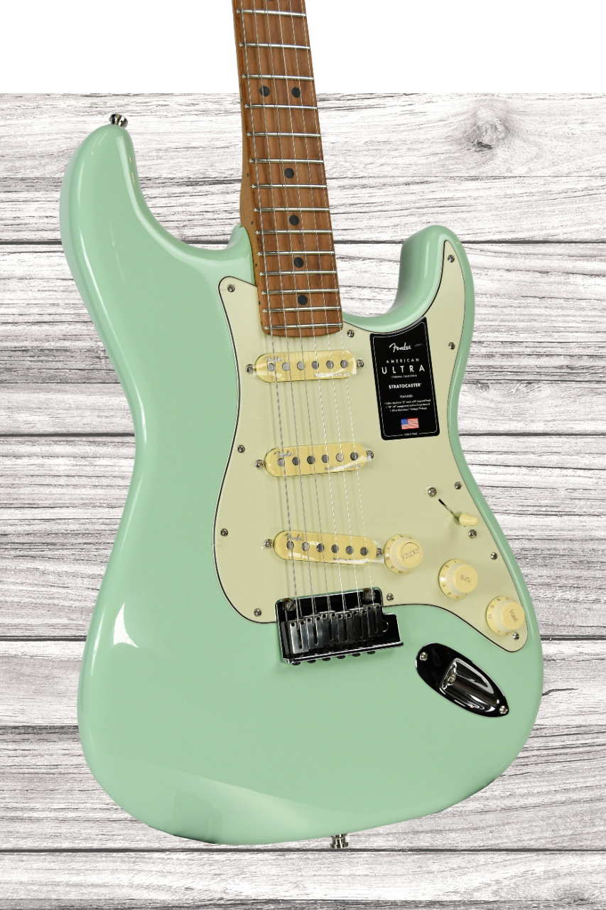 fender-american-ultra-stratocaster-maple-fingerboard-surf-green_66794ac6dc5da.jpg