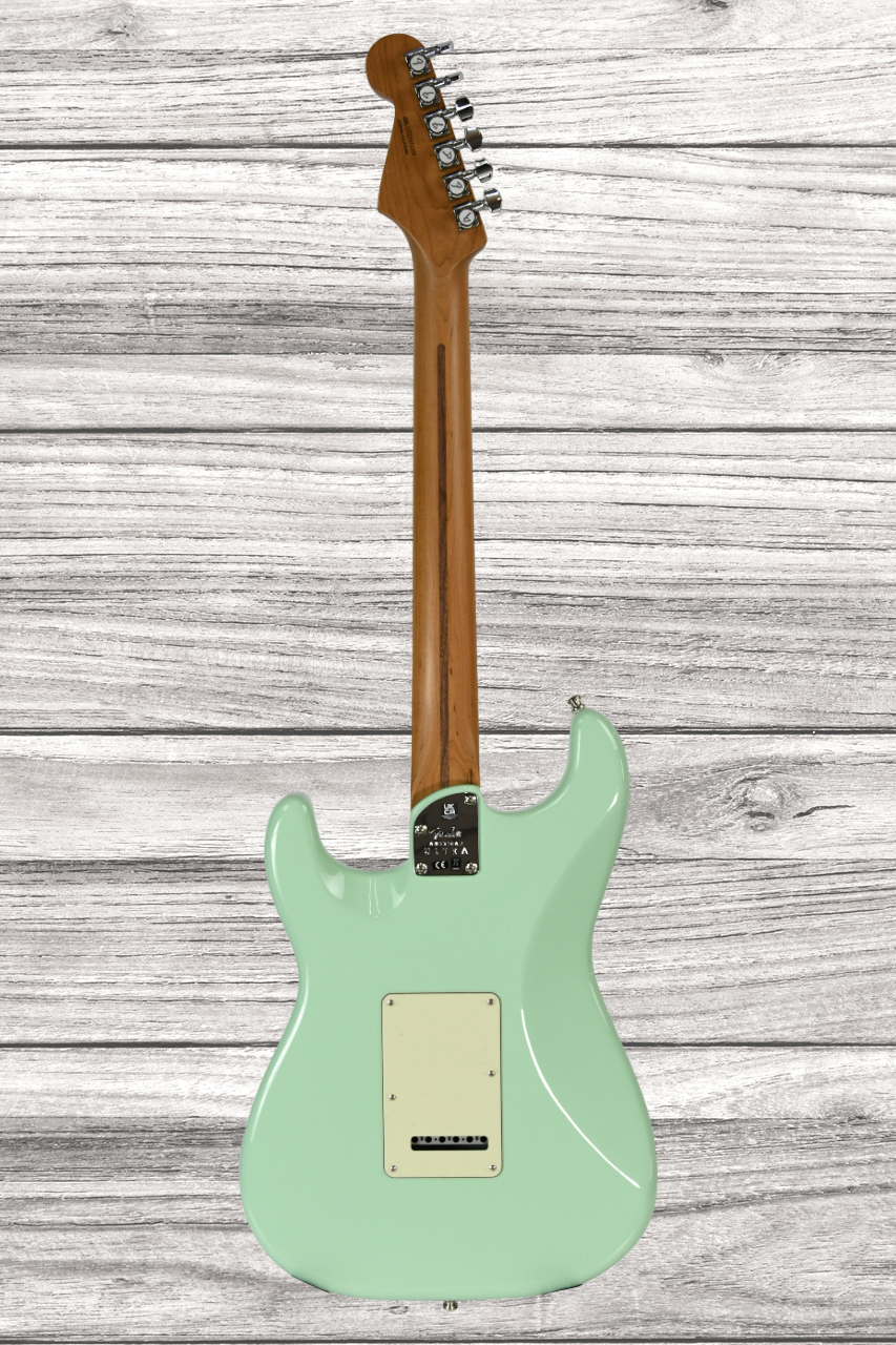 fender-american-ultra-stratocaster-maple-fingerboard-surf-green_66794adae0852.jpg