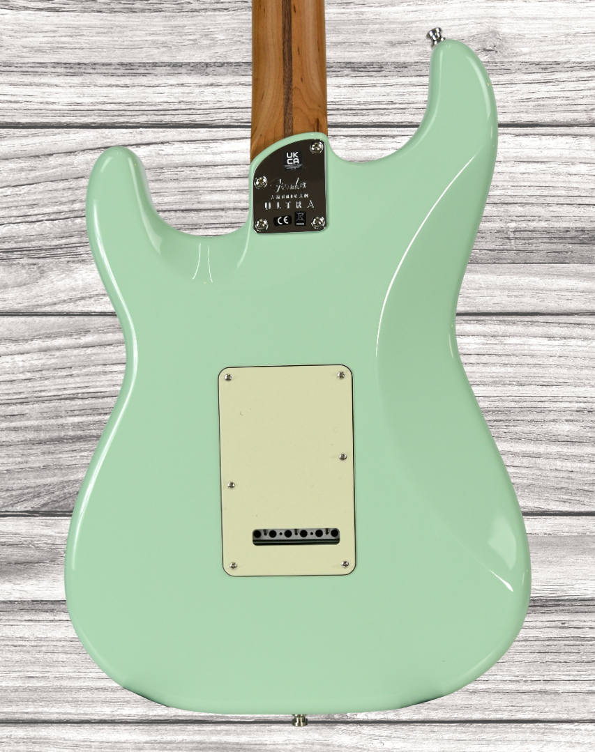 fender-american-ultra-stratocaster-maple-fingerboard-surf-green_66794ae144507.png