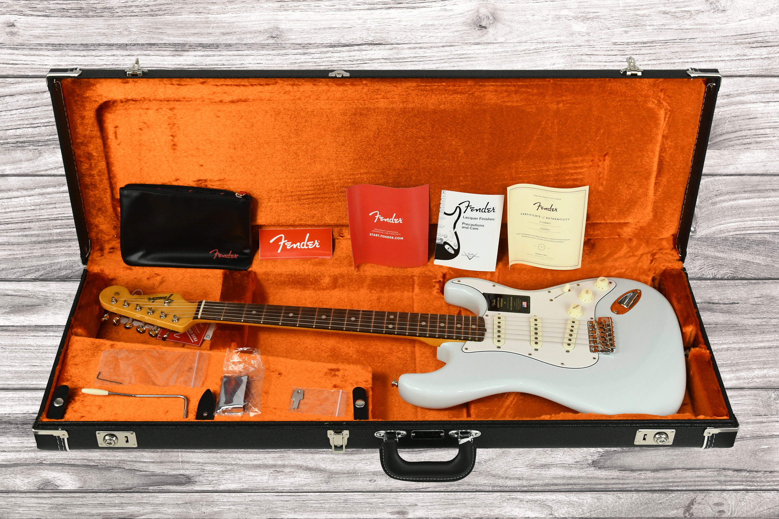 fender-american-vintage-av-ii-65-strat-rw-snb-b-stock_695bd38fbd341.png
