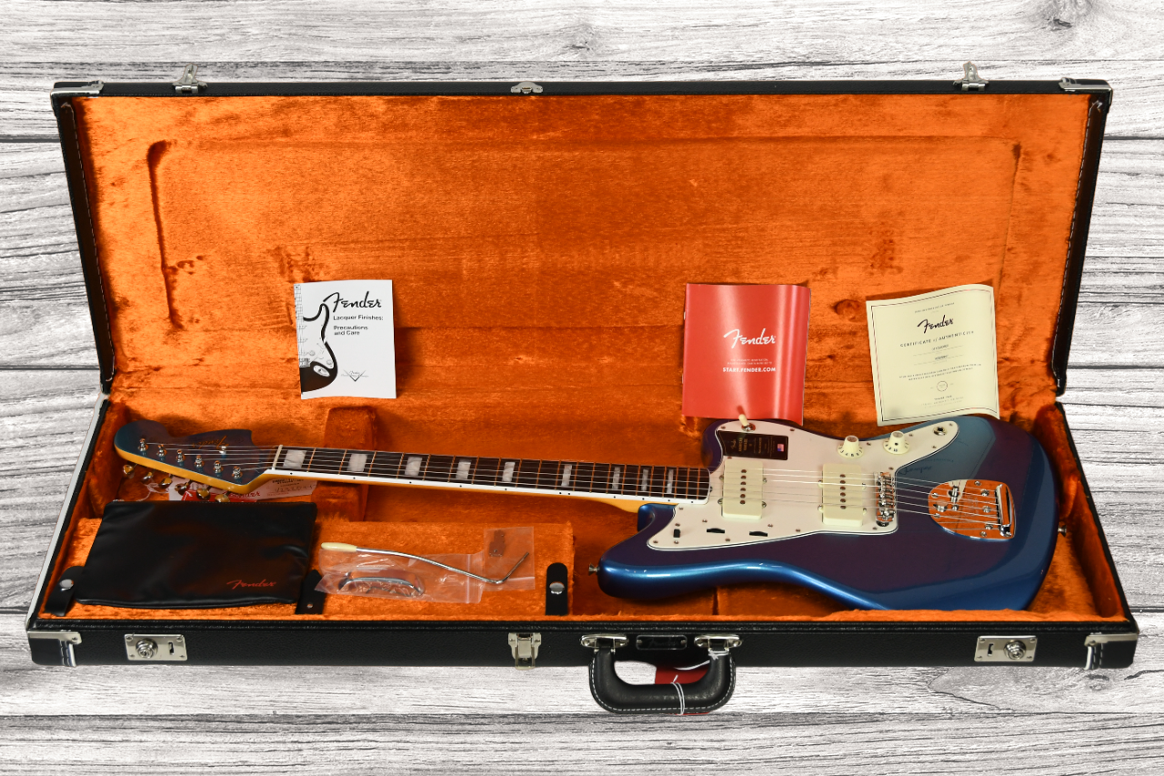 fender-american-vintage-ii-1966-jazzmaster-rosewood-fingerboard-lake-placid-blue_65ba6bd031ce5.png