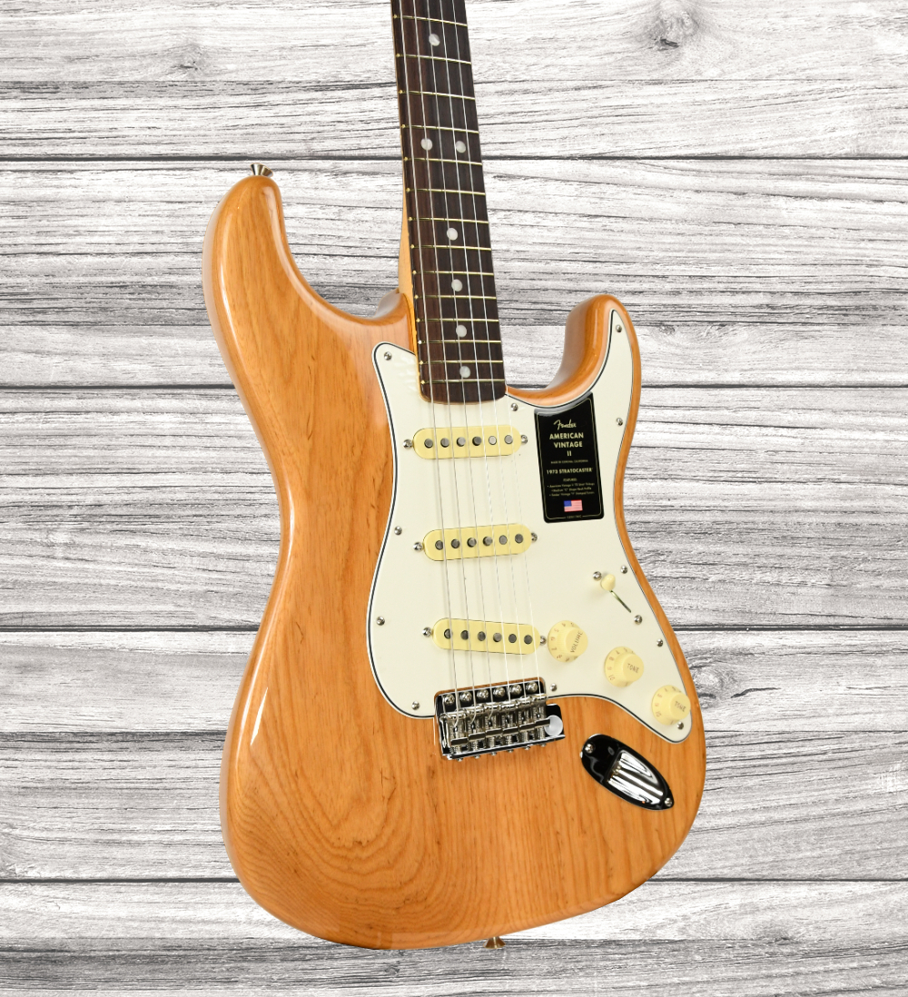 fender-american-vintage-ii-1973-rosewood-fingerboard-aged-natural_64c7dc8e5bb42.jpg