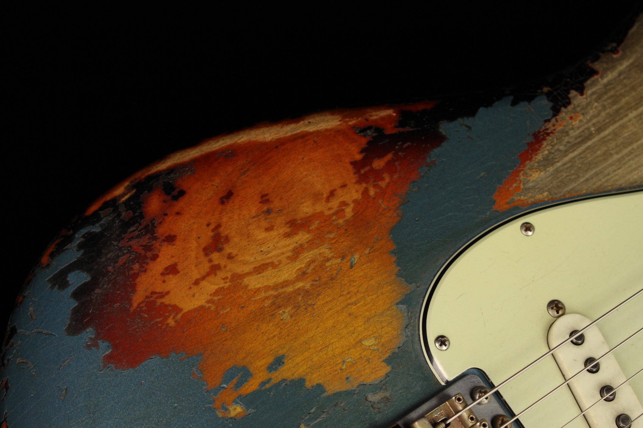 fender-custom-1963-stratocaster-heavy-relic-masterbuilt-dale-wilson_6a33c87346e24.jpg