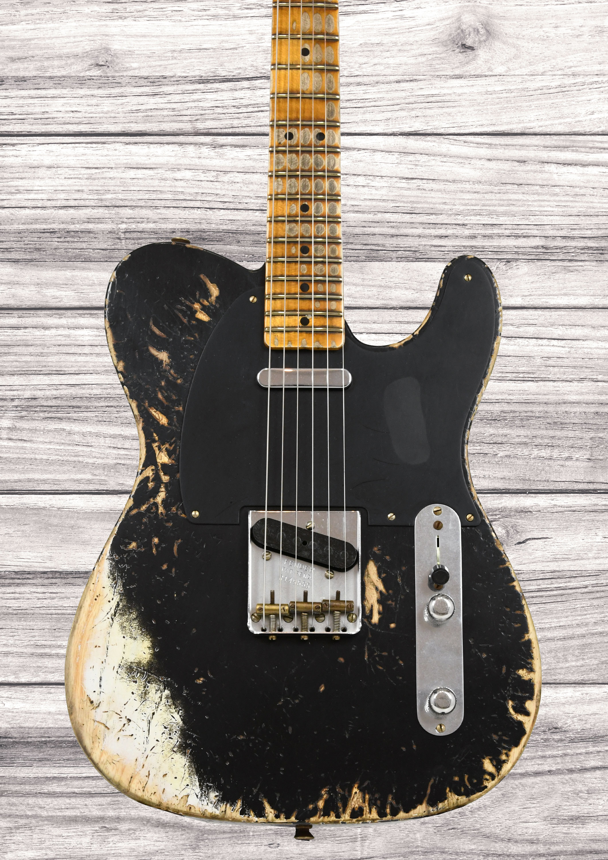 fender-custom-shop-1952-telecaster-super-heavy-relic-1-piece-quartersawn-mn-aged-black_6a5f75d92d4a8.jpg