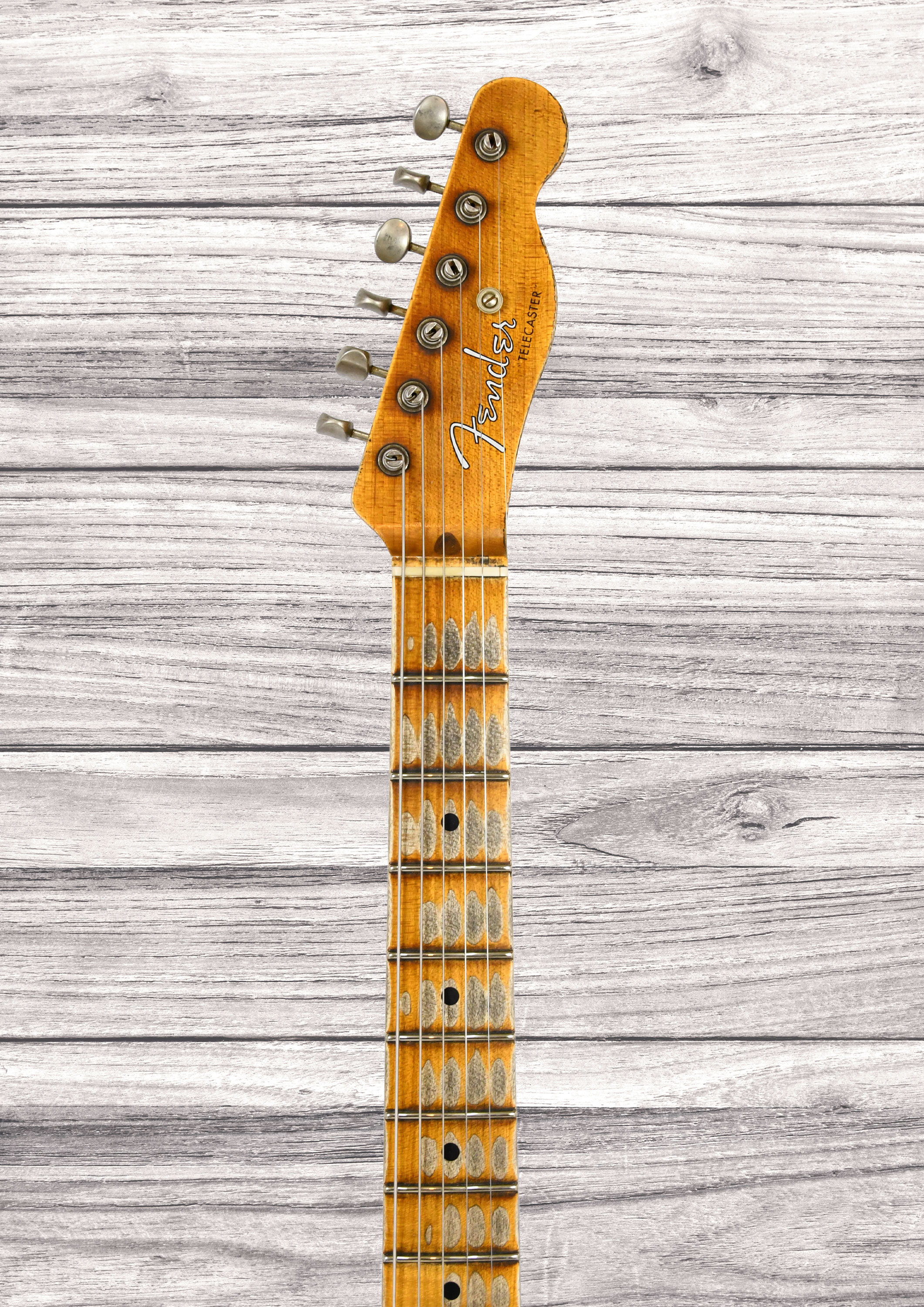 fender-custom-shop-1952-telecaster-super-heavy-relic-1-piece-quartersawn-mn-aged-black_6a5f75e0eec00.jpg