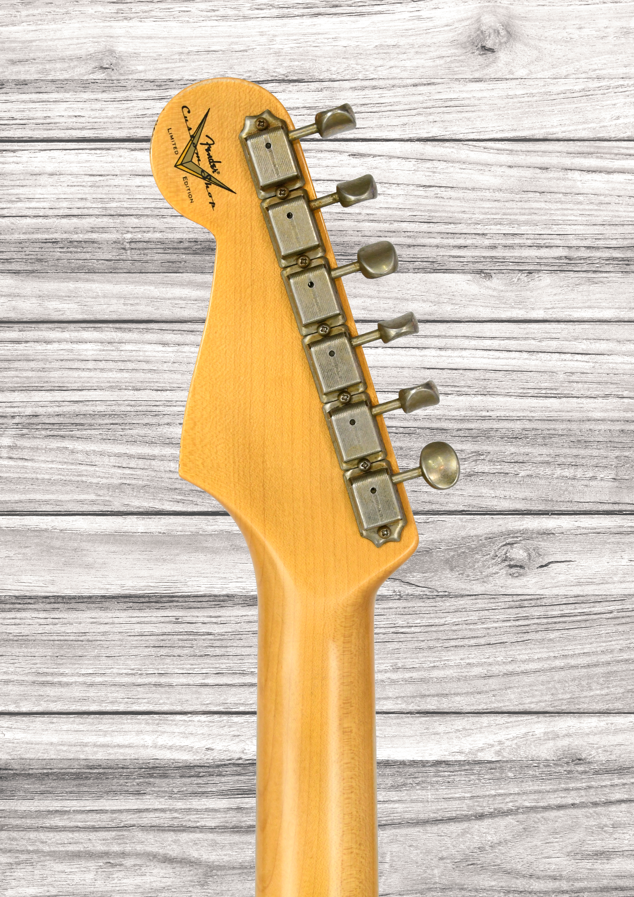 fender-custom-shop-1960-relic-tahitian-coral_694a80c3107eb.png
