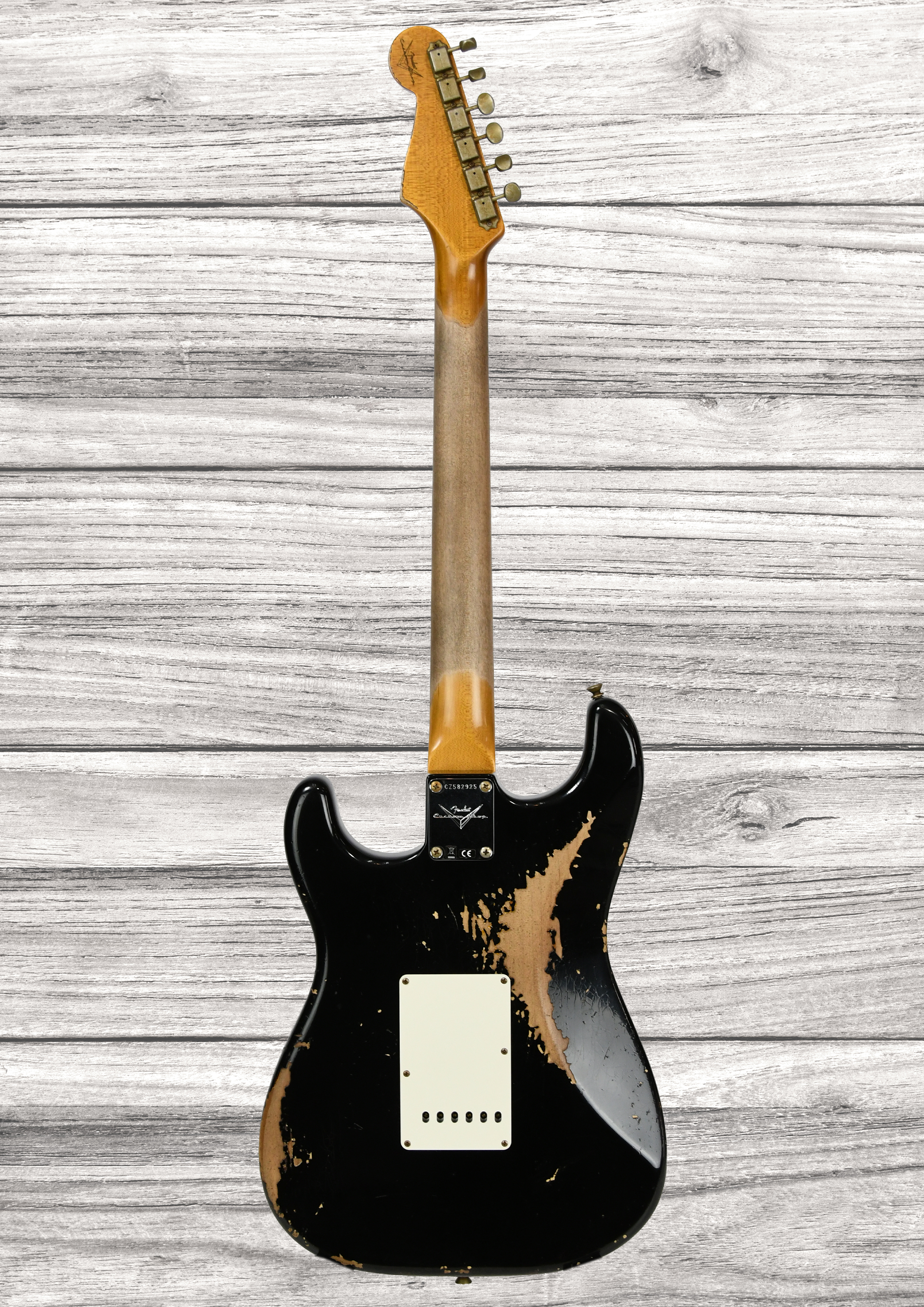 fender-custom-shop-1960-stratocaster-heavy-relic-rosewood-fingerboard-aged-black-over-3-colour-sunburst_68f7a2f089f00.jpg