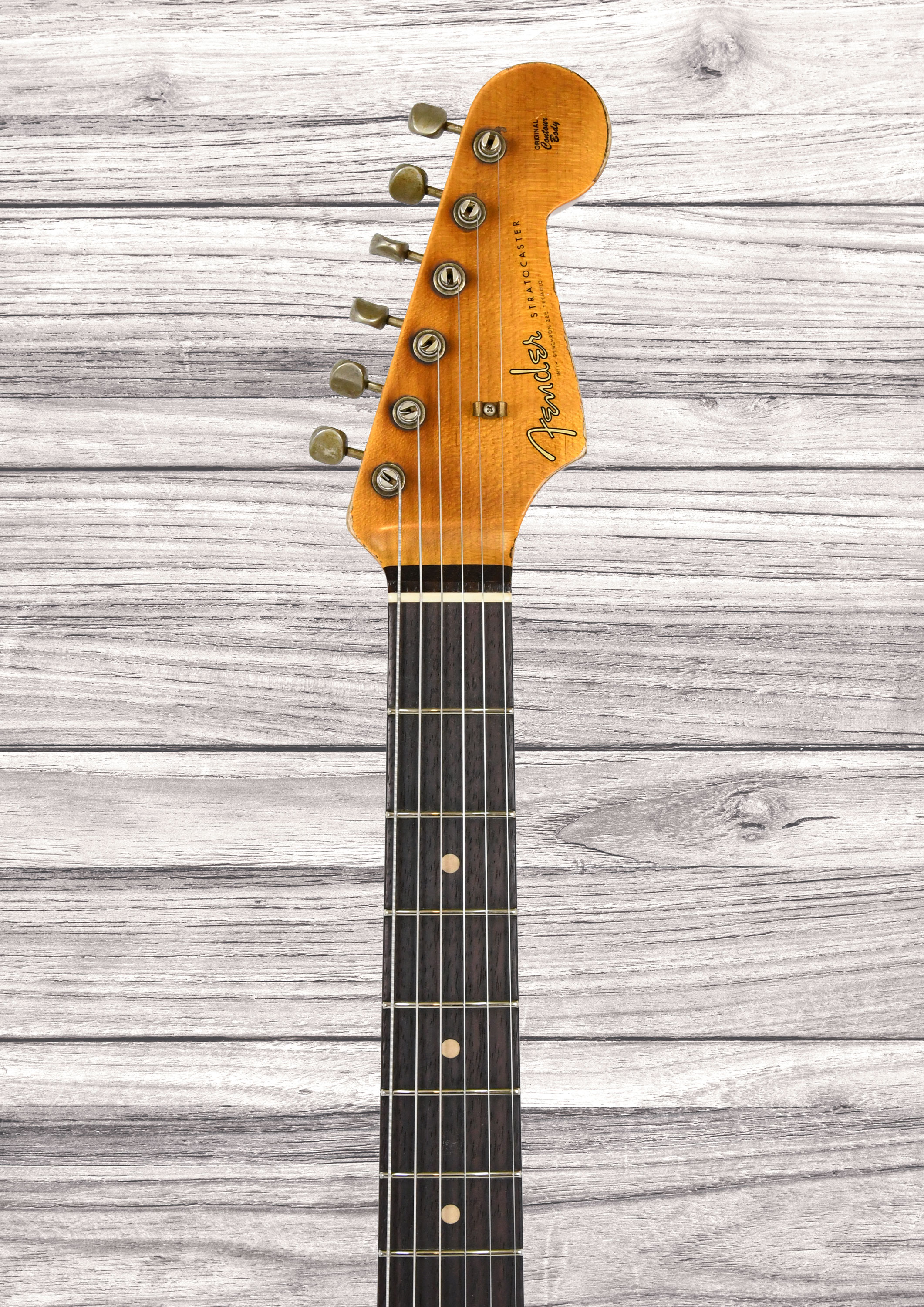 fender-custom-shop-1961-stratocaster-super-heavy-relic-rw-3a-aged-surf-green-3-color-sunburst_6a5f820041fc4.jpg