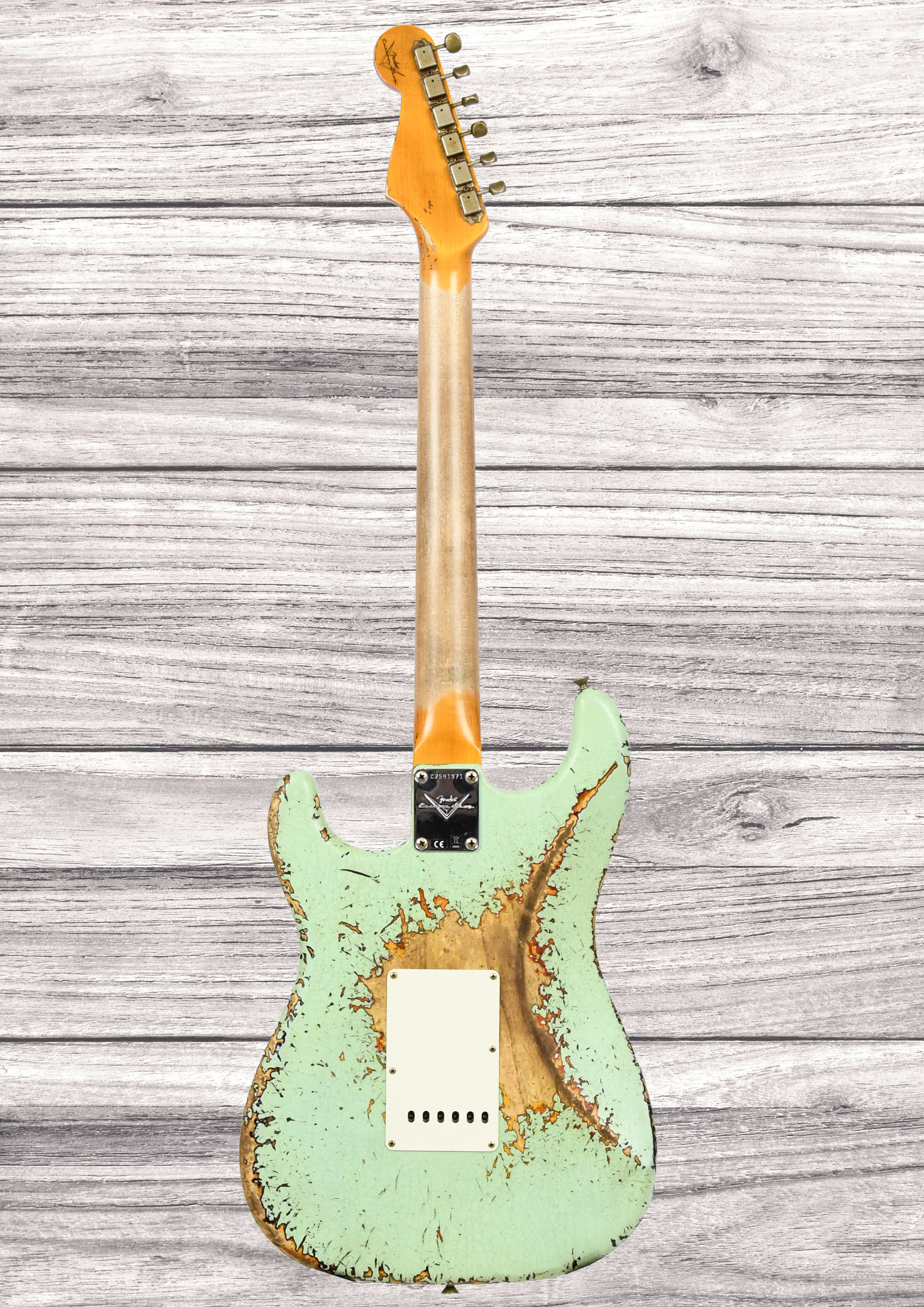 fender-custom-shop-1961-stratocaster-super-heavy-relic-rw-3a-aged-surf-green-3-color-sunburst_6a5f8207d91ee.jpg