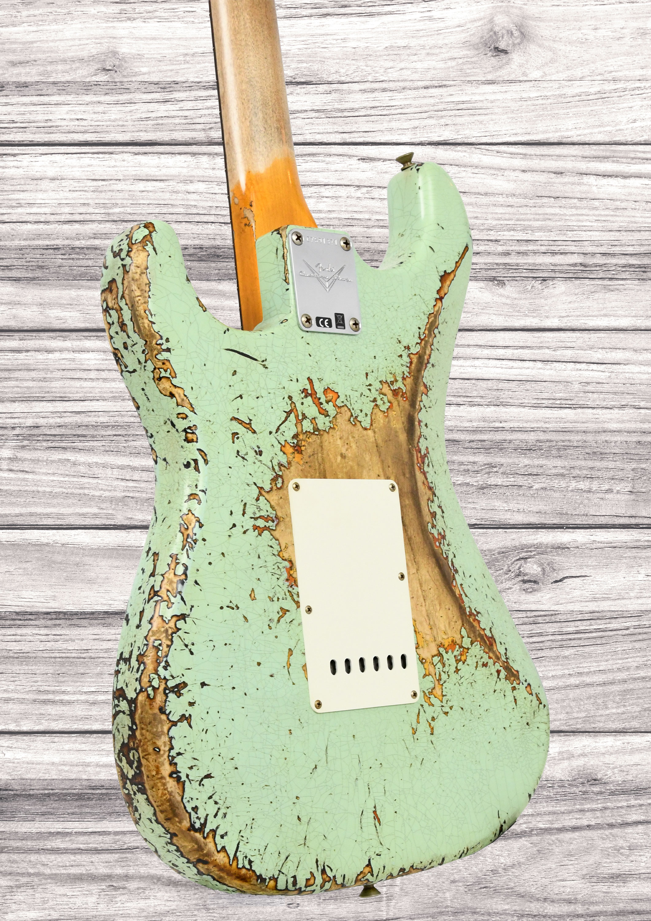 fender-custom-shop-1961-stratocaster-super-heavy-relic-rw-3a-aged-surf-green-3-color-sunburst_6a5f820a67140.jpg
