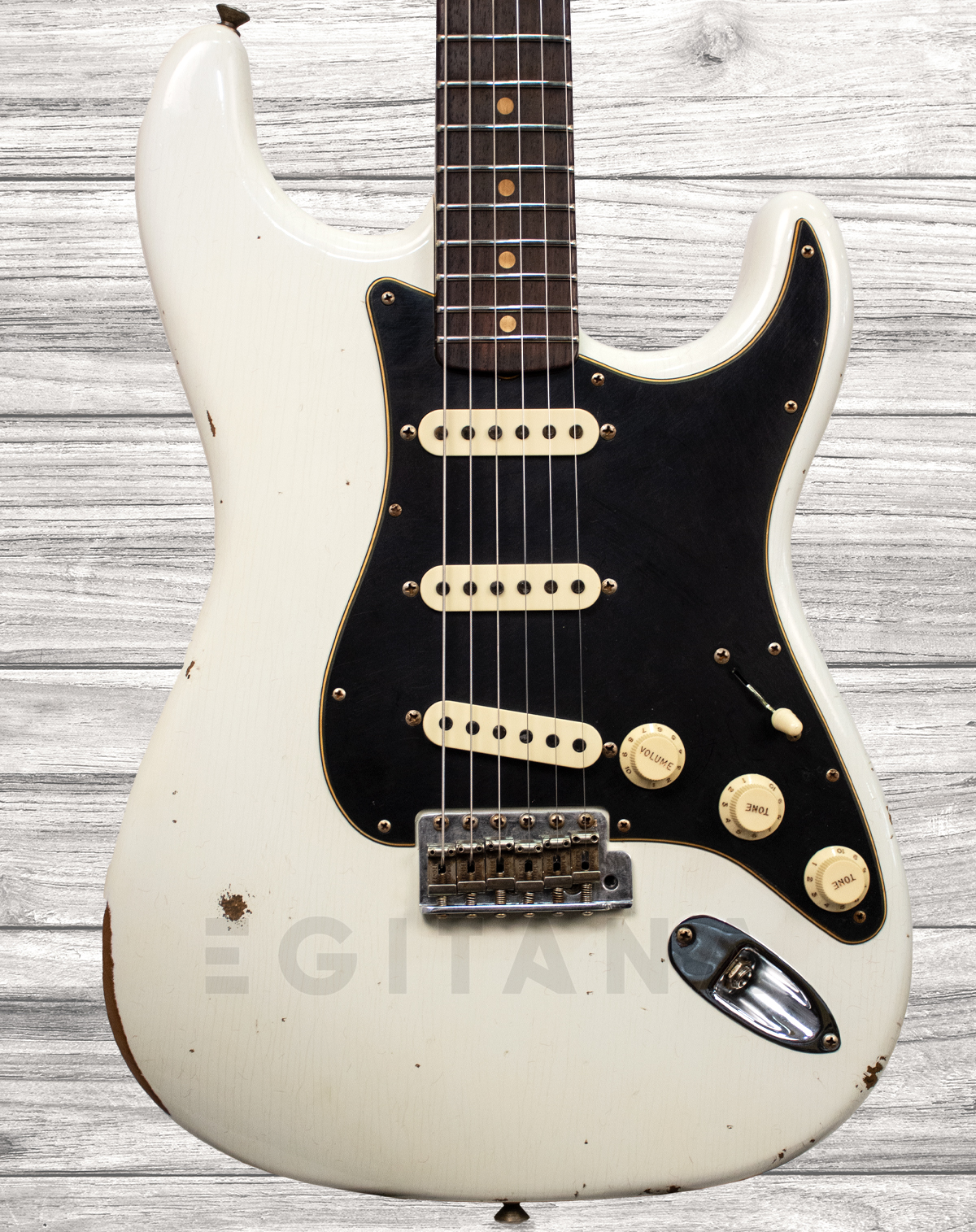 fender-custom-shop-2019-limited-edition-roasted-relic-aged-olympic-white_5f1b060837731.jpg