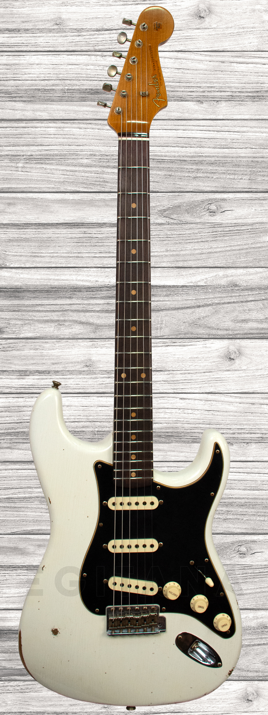 fender-custom-shop-2019-limited-edition-roasted-relic-aged-olympic-white_5f1b060c21a6c.jpg