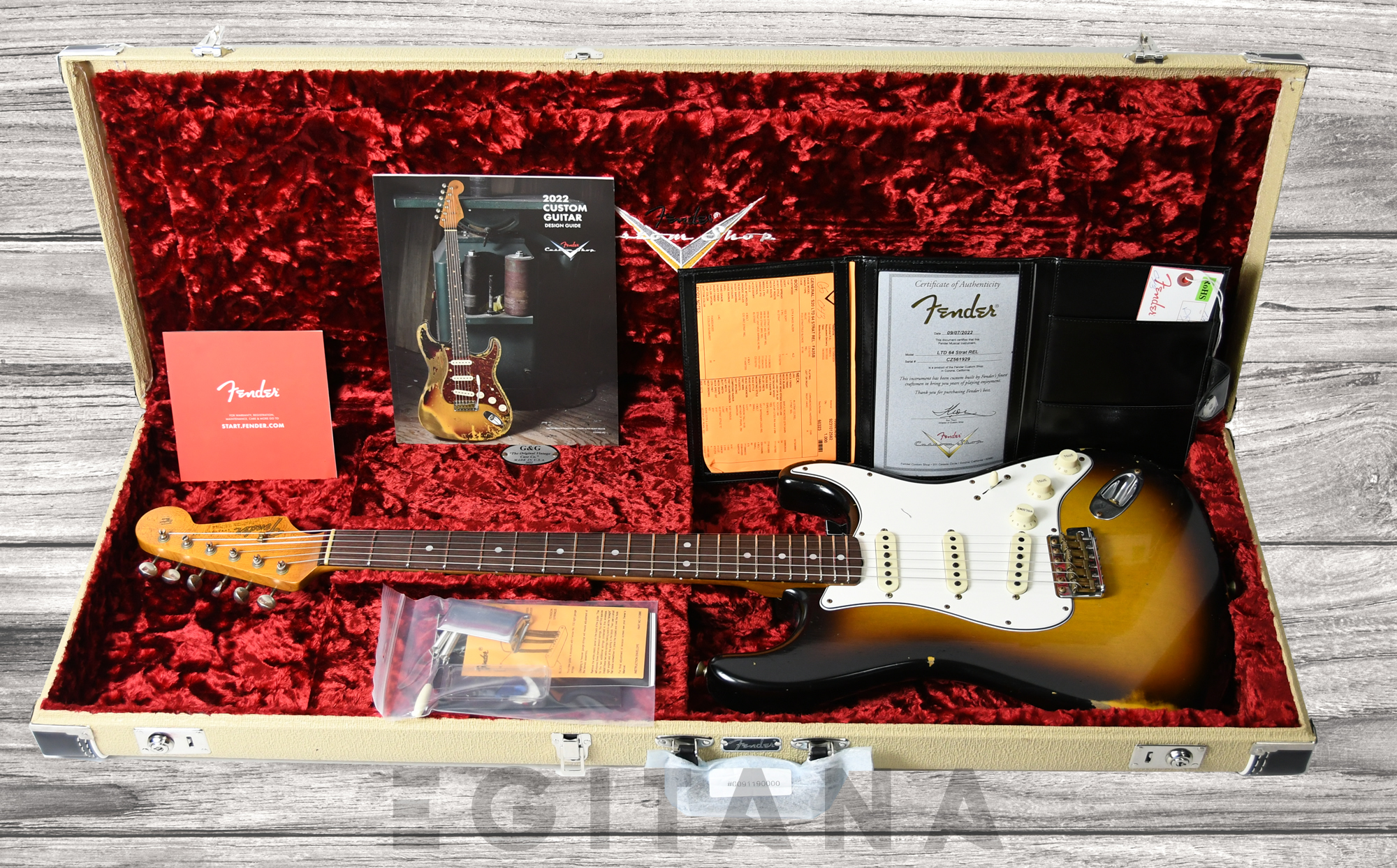 fender-custom-shop-2020-64-strat-journeyman-relic-faded-3tsb_63a343e49cae3.jpg