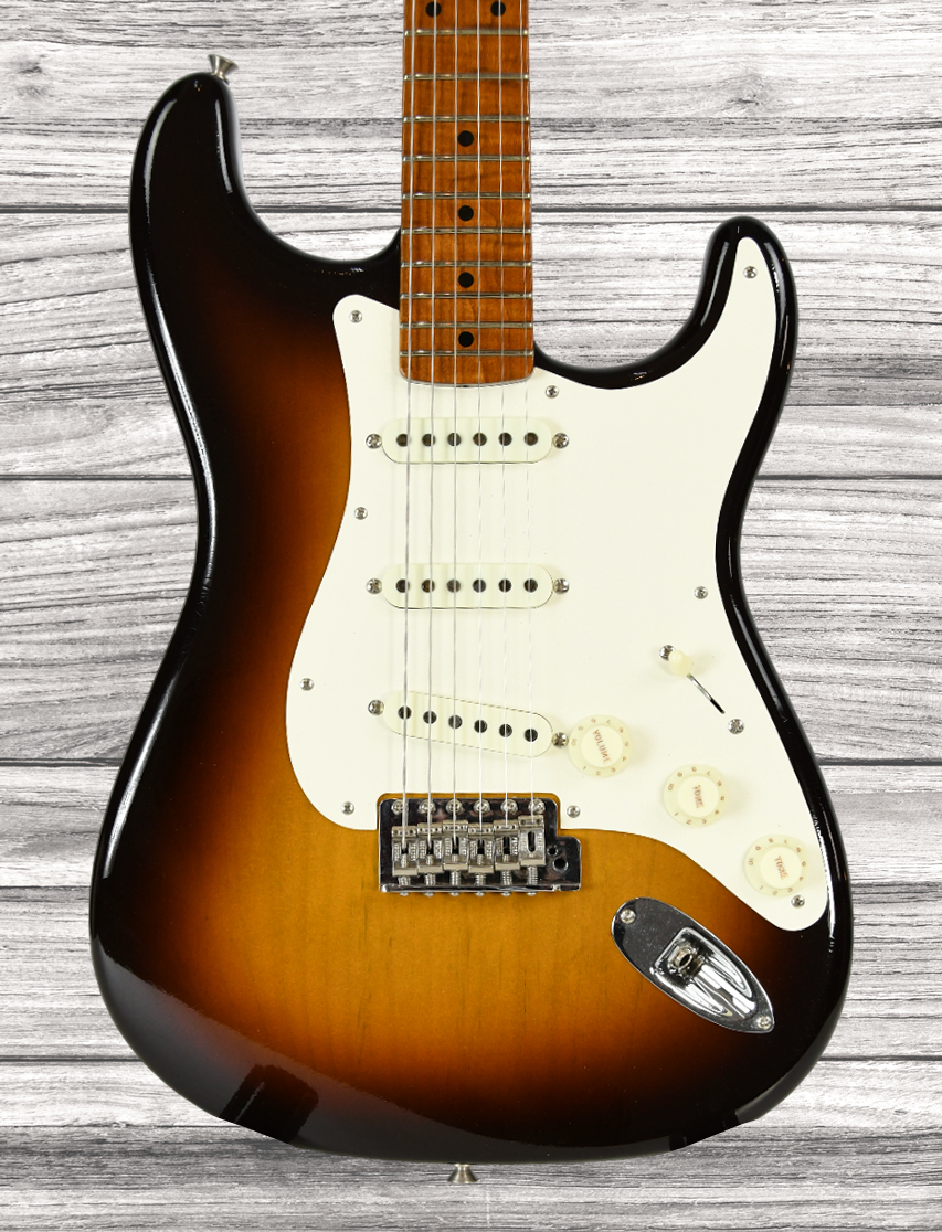 fender-custom-shop-2023-ltd-roasted-50s-dlx-closet-classic-1-piece-4a-roasted-flame-maple-wide-fade-aged-chocolate-2-color-sunburst_667938a352ab7.jpg