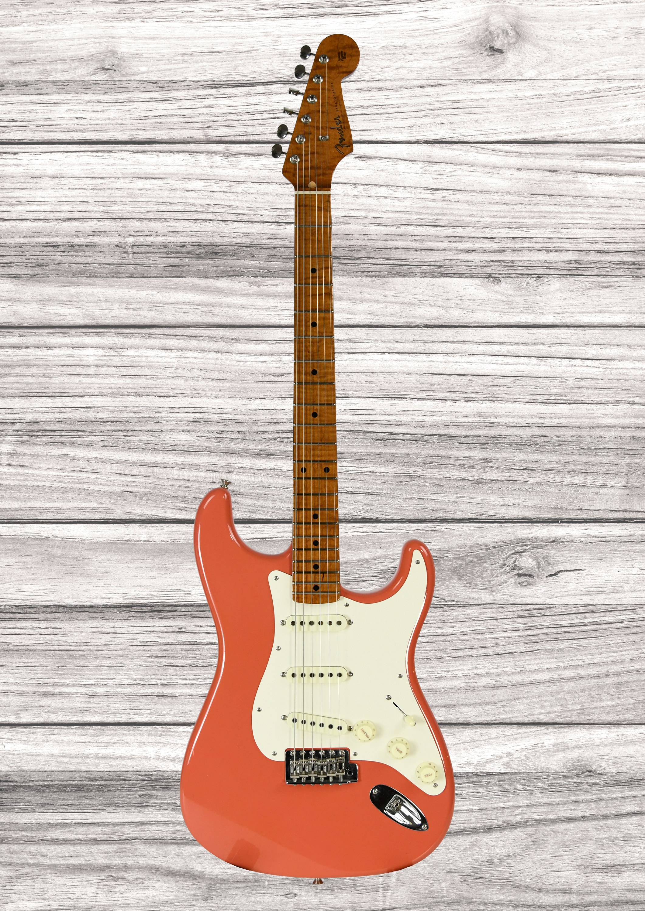 fender-custom-shop-50s-limited-edition-roasted-dlx-closet-classic-1-piece-4a-roasted-flame-maple-faded-aged-tahitian-coral_6937f71a9f234.png