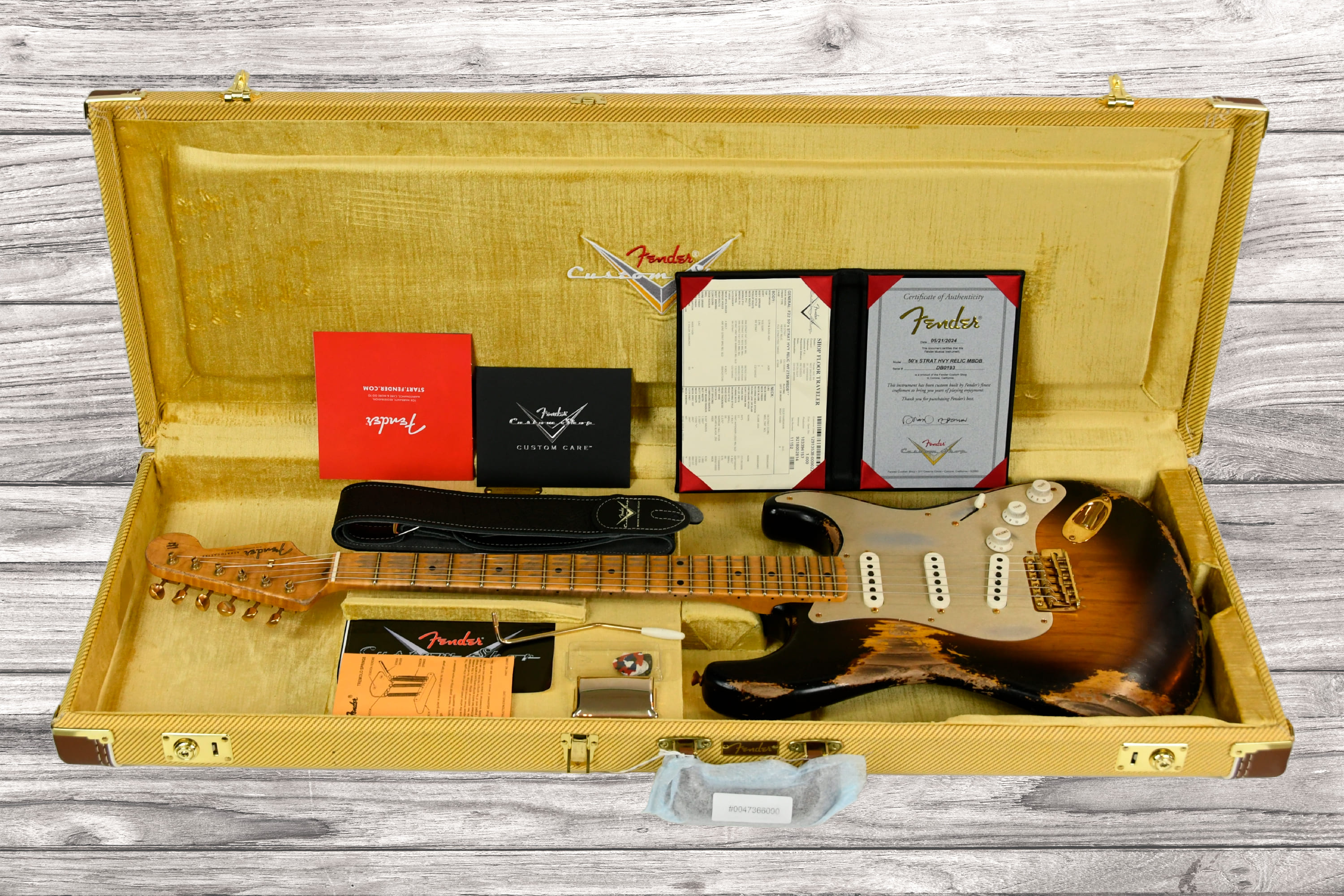 fender-custom-shop-50s-stratocaster-heavy-relic-2-color-sunburst-masterbuilt-david-brown_679239c290572.jpg